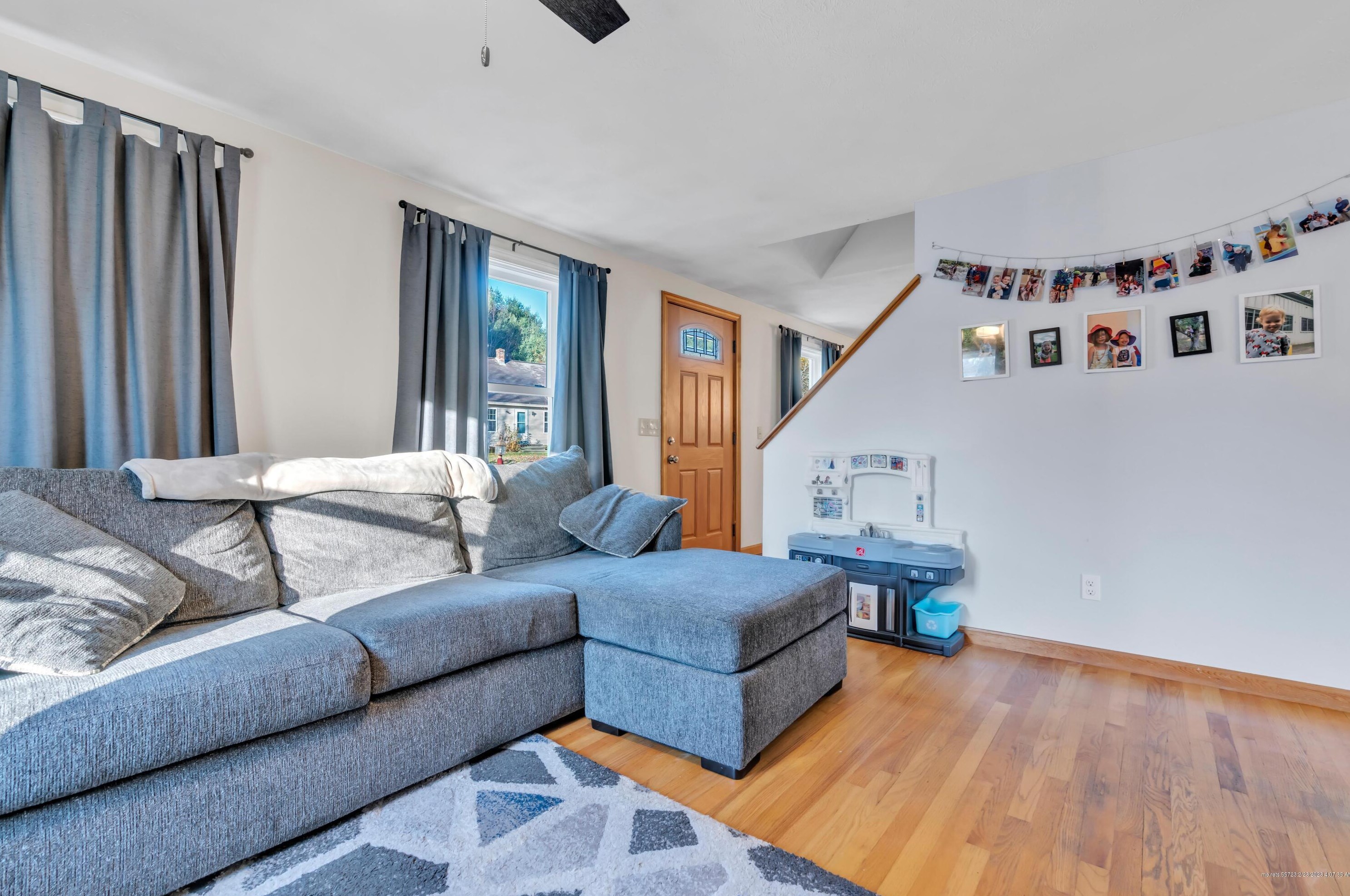 10 Wintergreen Dr, Gorham ME  04038-1531 exterior