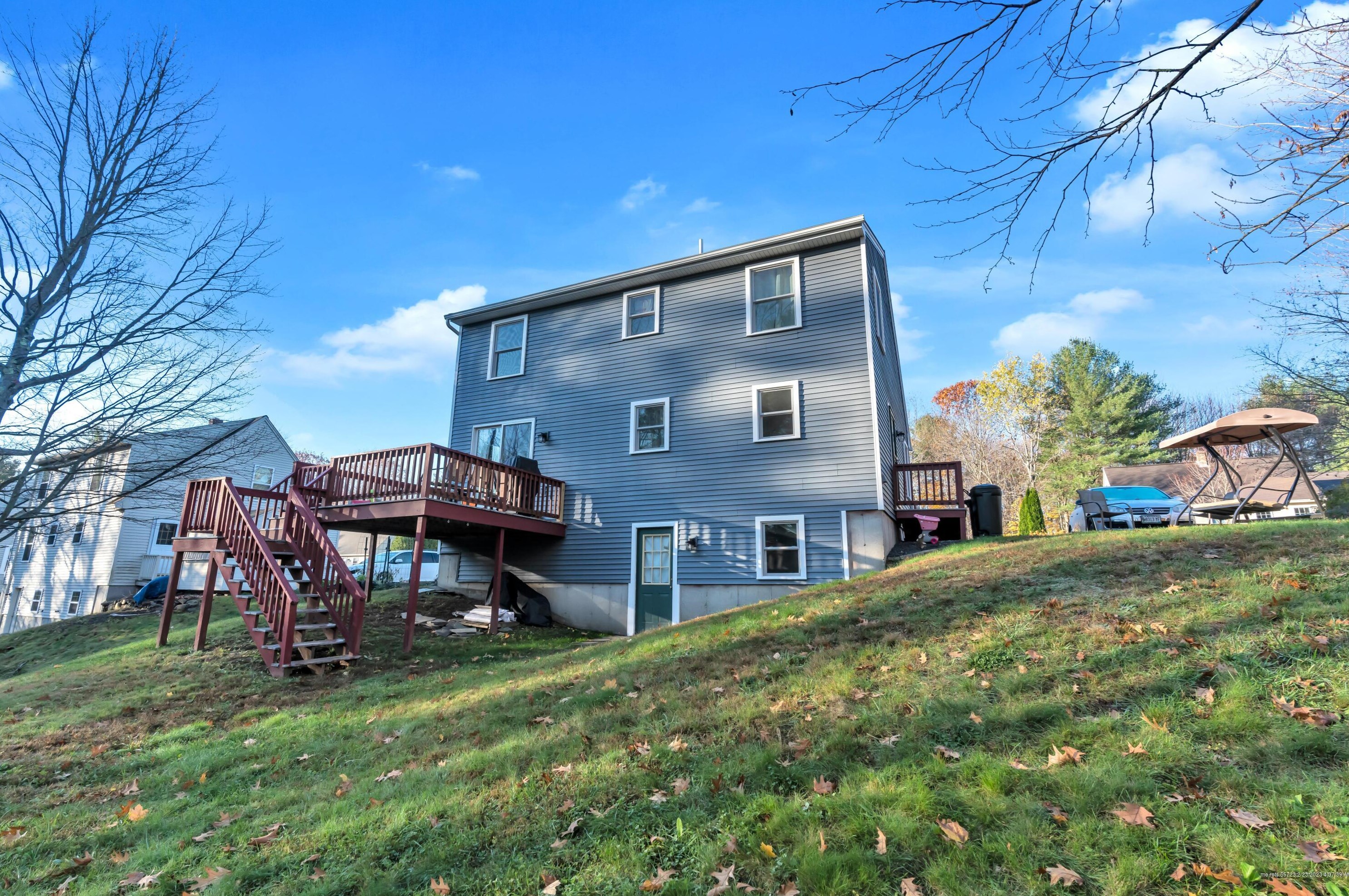 10 Wintergreen Dr, Gorham ME  04038-1531 exterior