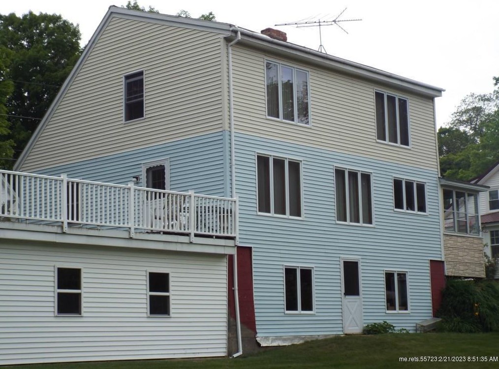 91 Lincoln St, Sebec ME  04426-1329 exterior