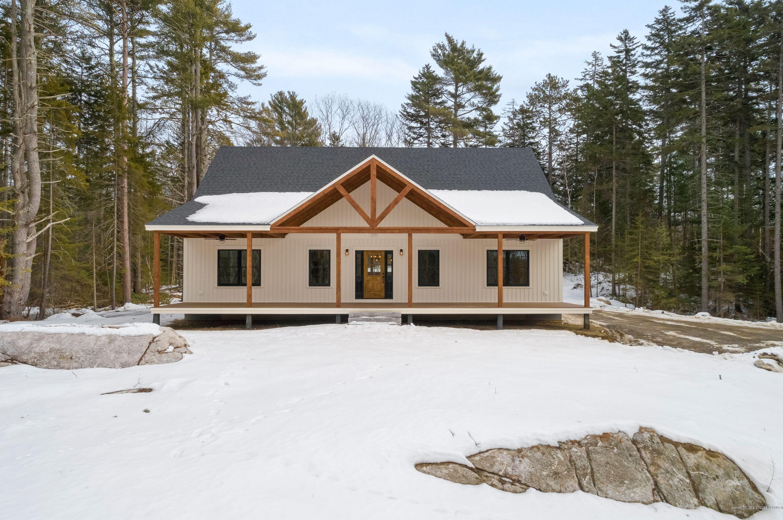 551 Back River Rd, Boothbay, ME 04537