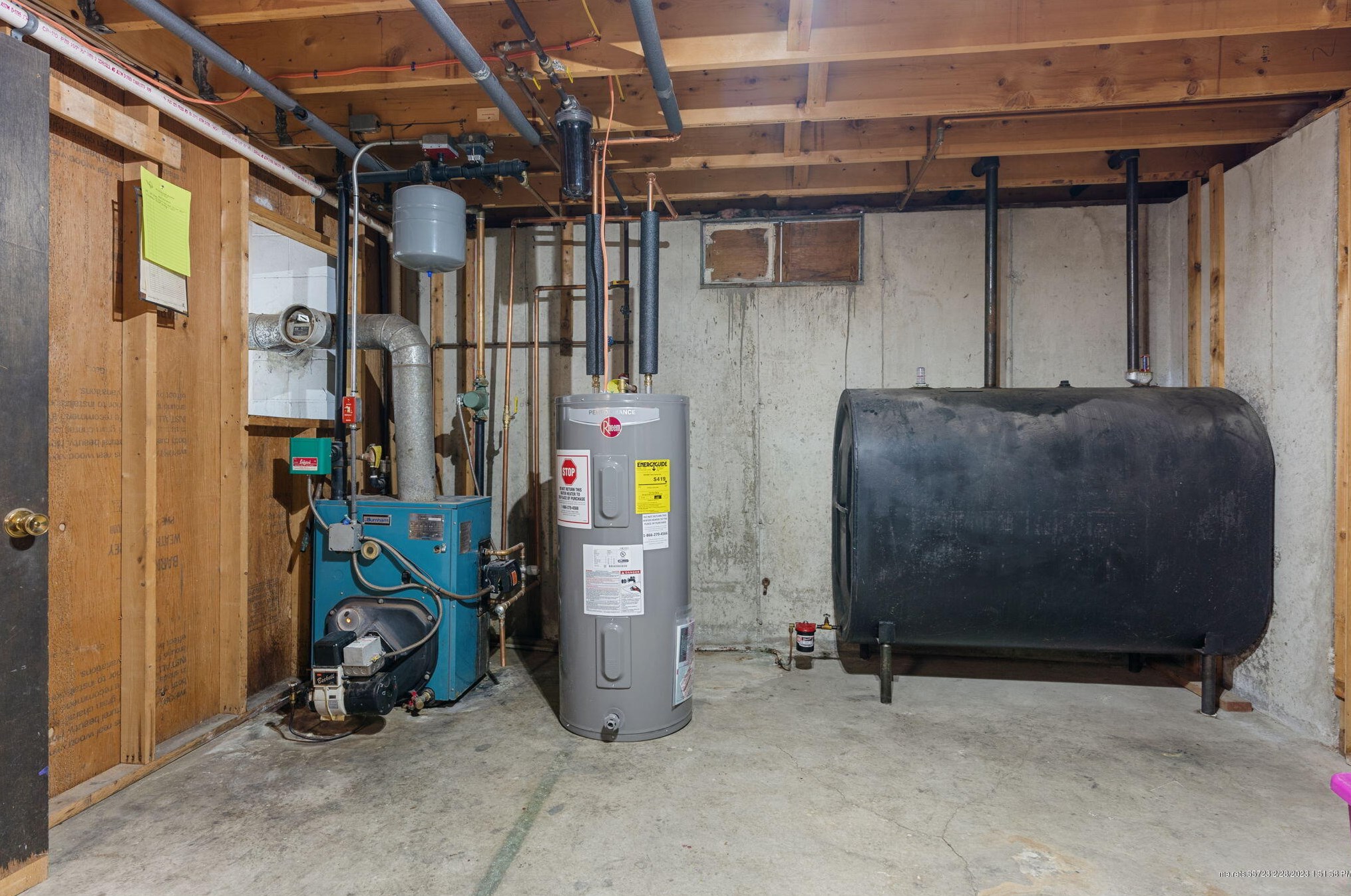 12 Gloria St, Gorham ME  04038-2219 exterior