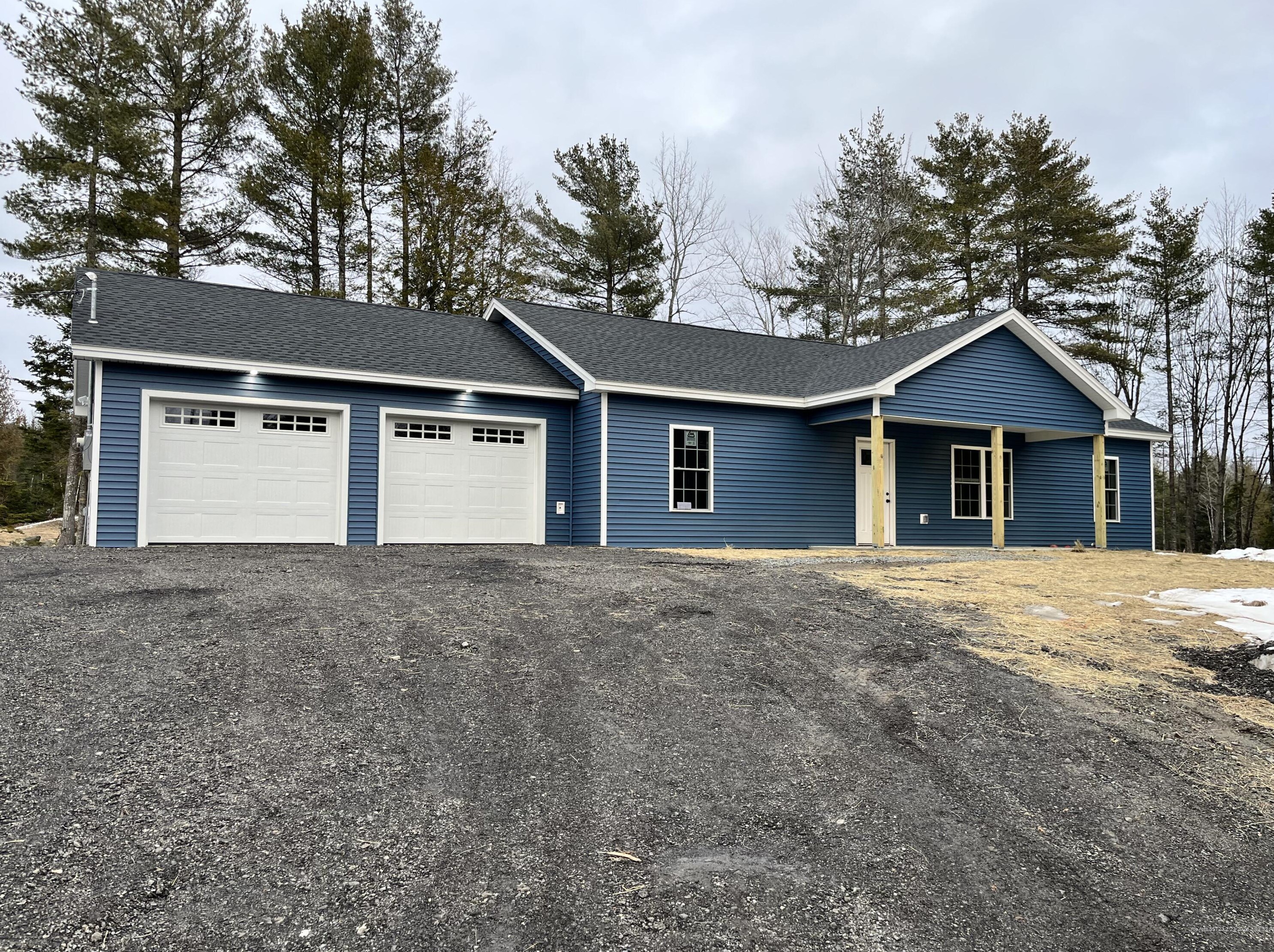 520 Bog Rd, Bangor, ME 04401