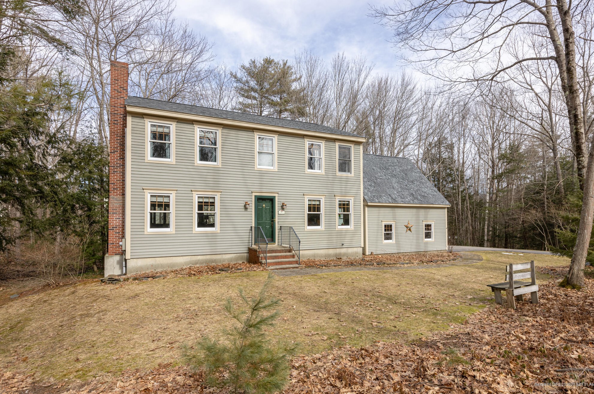 19 Plymouth Dr, Saco ME  04072-1735 exterior