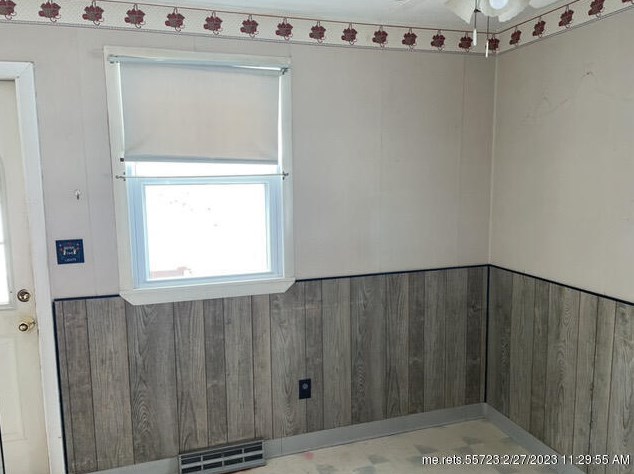 997 Warren Hill Rd, Palmyra, ME 04965 exterior