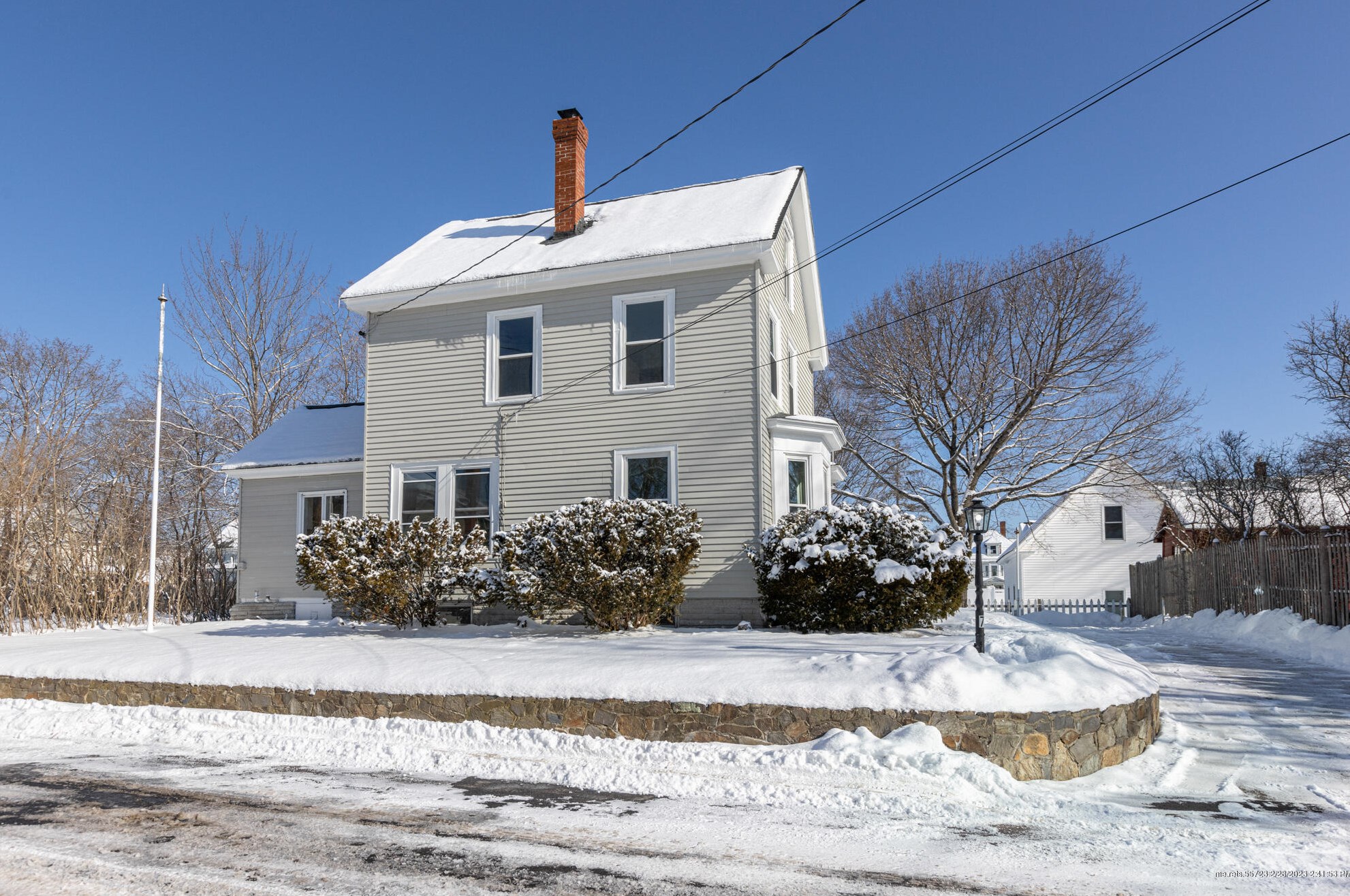 7 State Ct, Sanford, ME 04073-3719