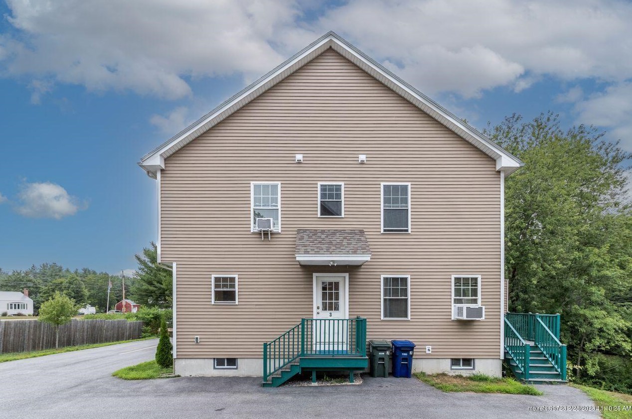 645 E Bridge St #3, Westbrook, ME 04092