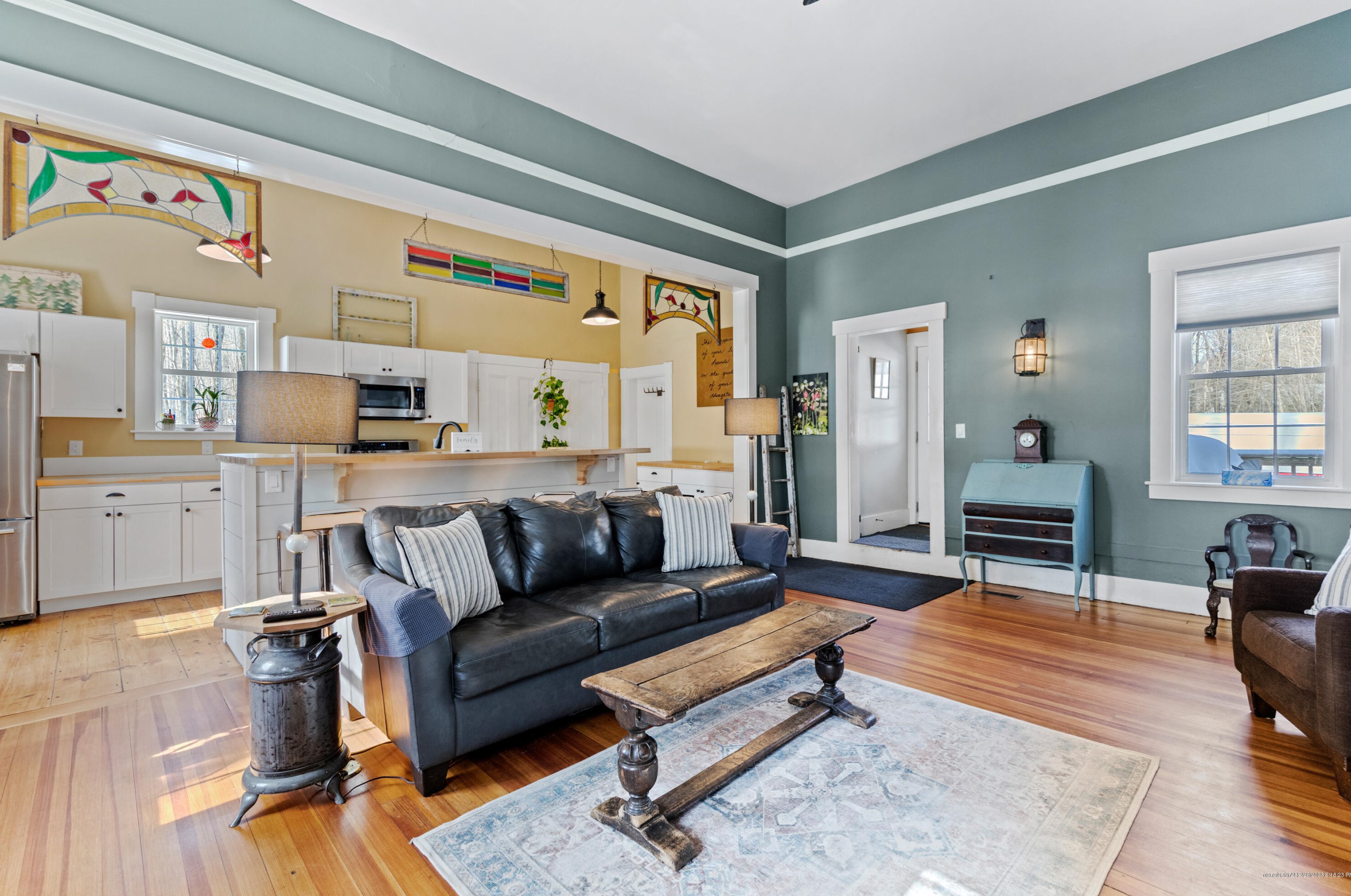 7 Raymond Hill Rd, Frye Island, ME 04071