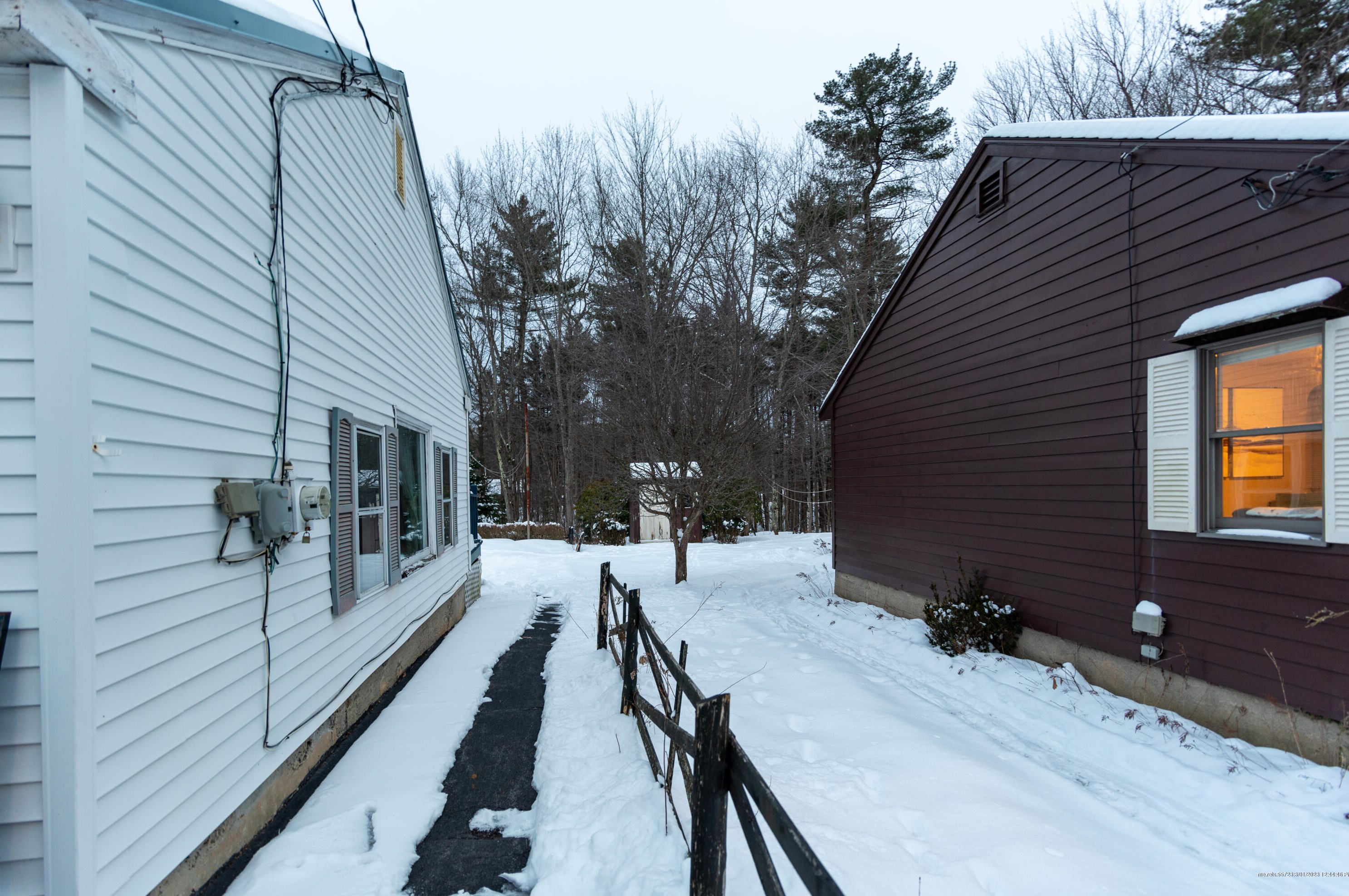 34 Dakota St, Portland ME  04103-3807 exterior