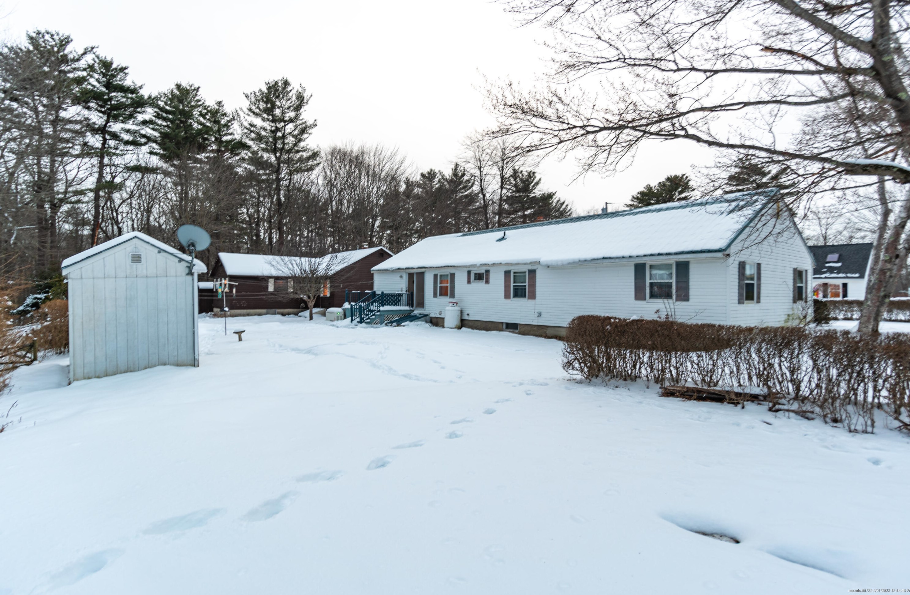 34 Dakota St, Portland ME  04103-3807 exterior