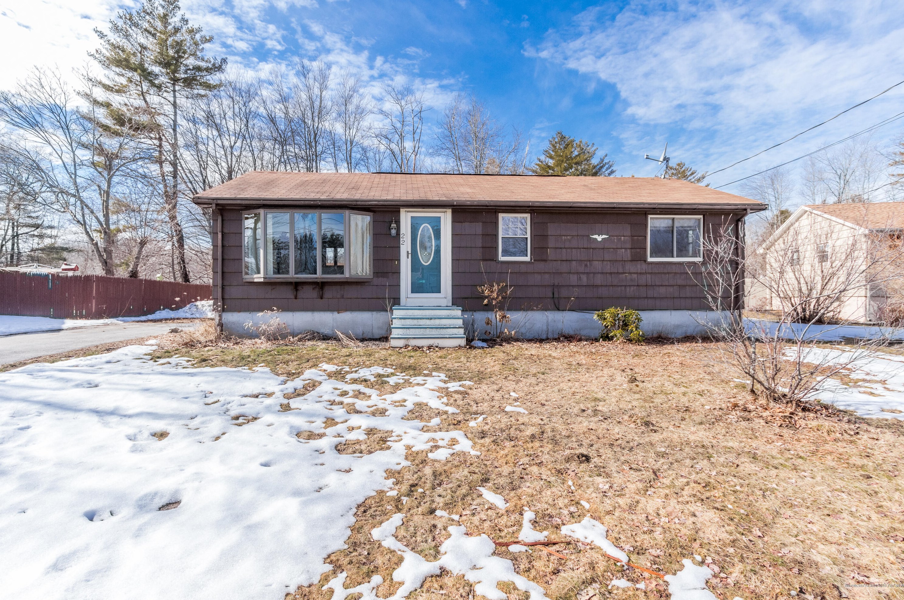 22 Settlers Rd, Westbrook, ME 04092-4637