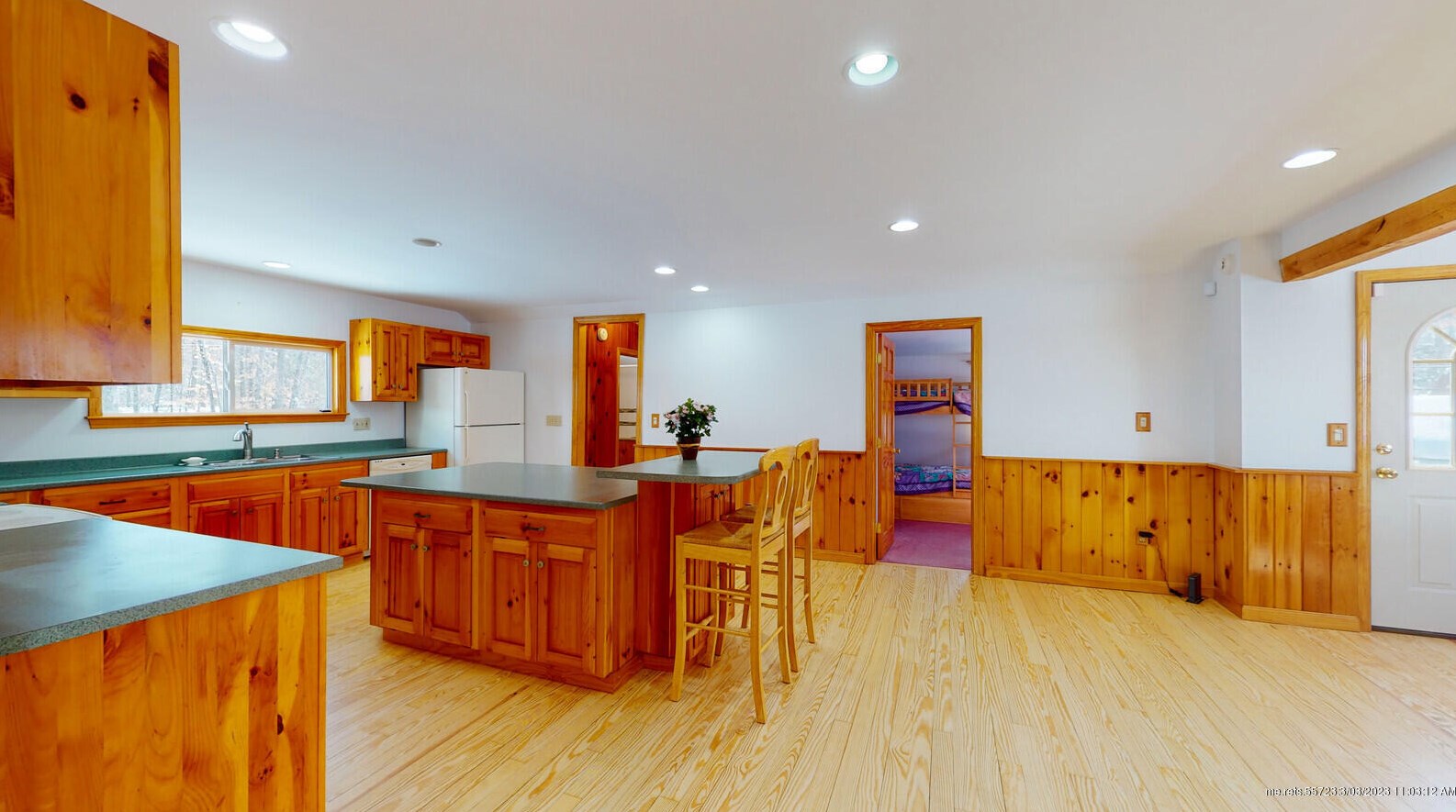 12 Island Dr, Windham ME  04062-5479 exterior