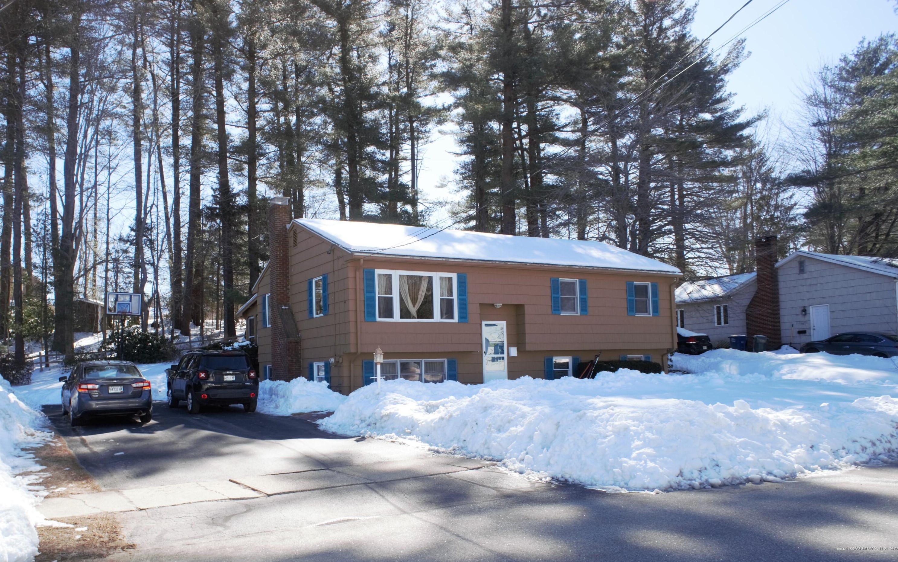 48 Sandy Hill Rd, Portland, ME 04106-4020