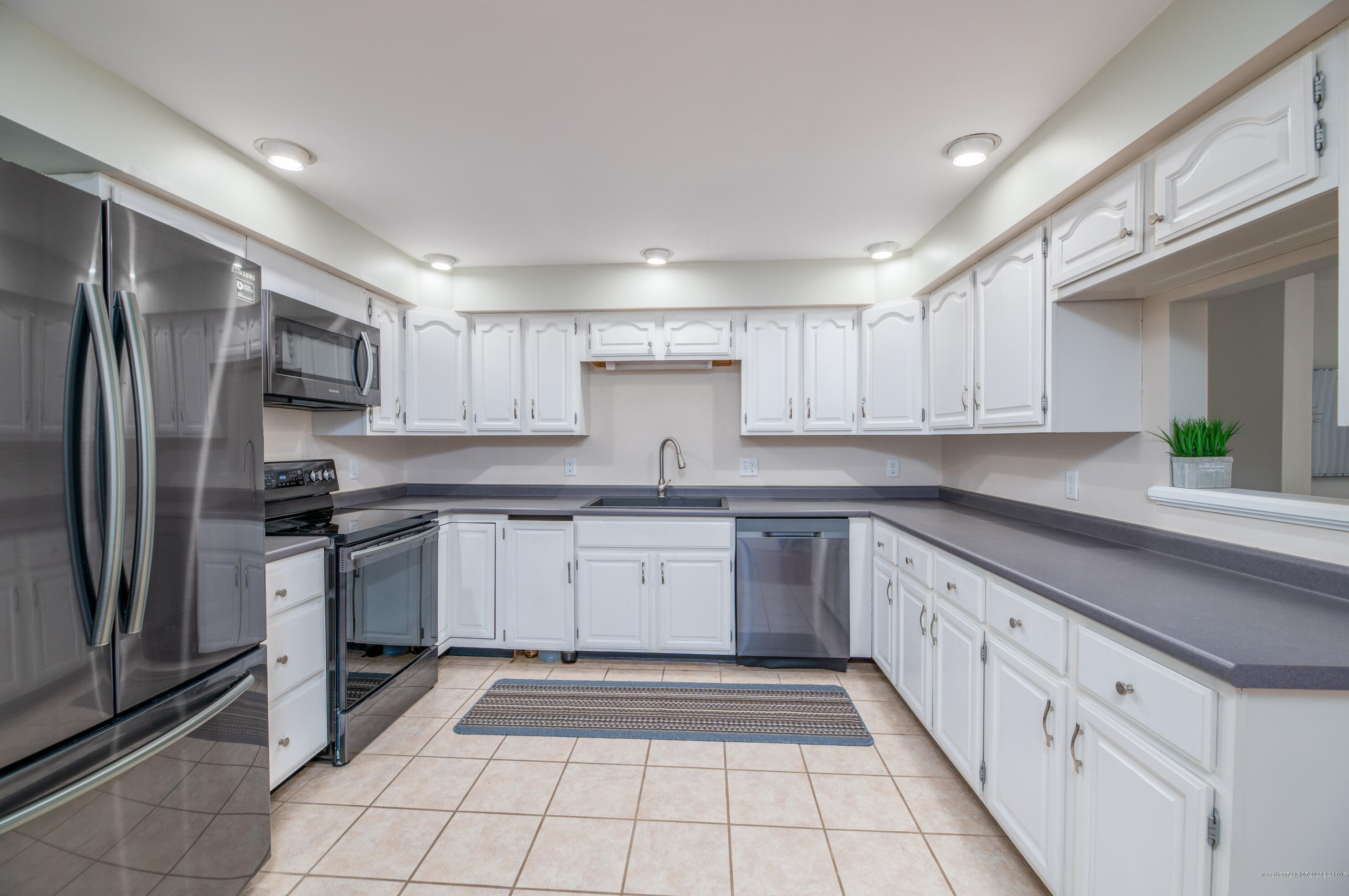 53 Smith St #6, Augusta, ME 04330