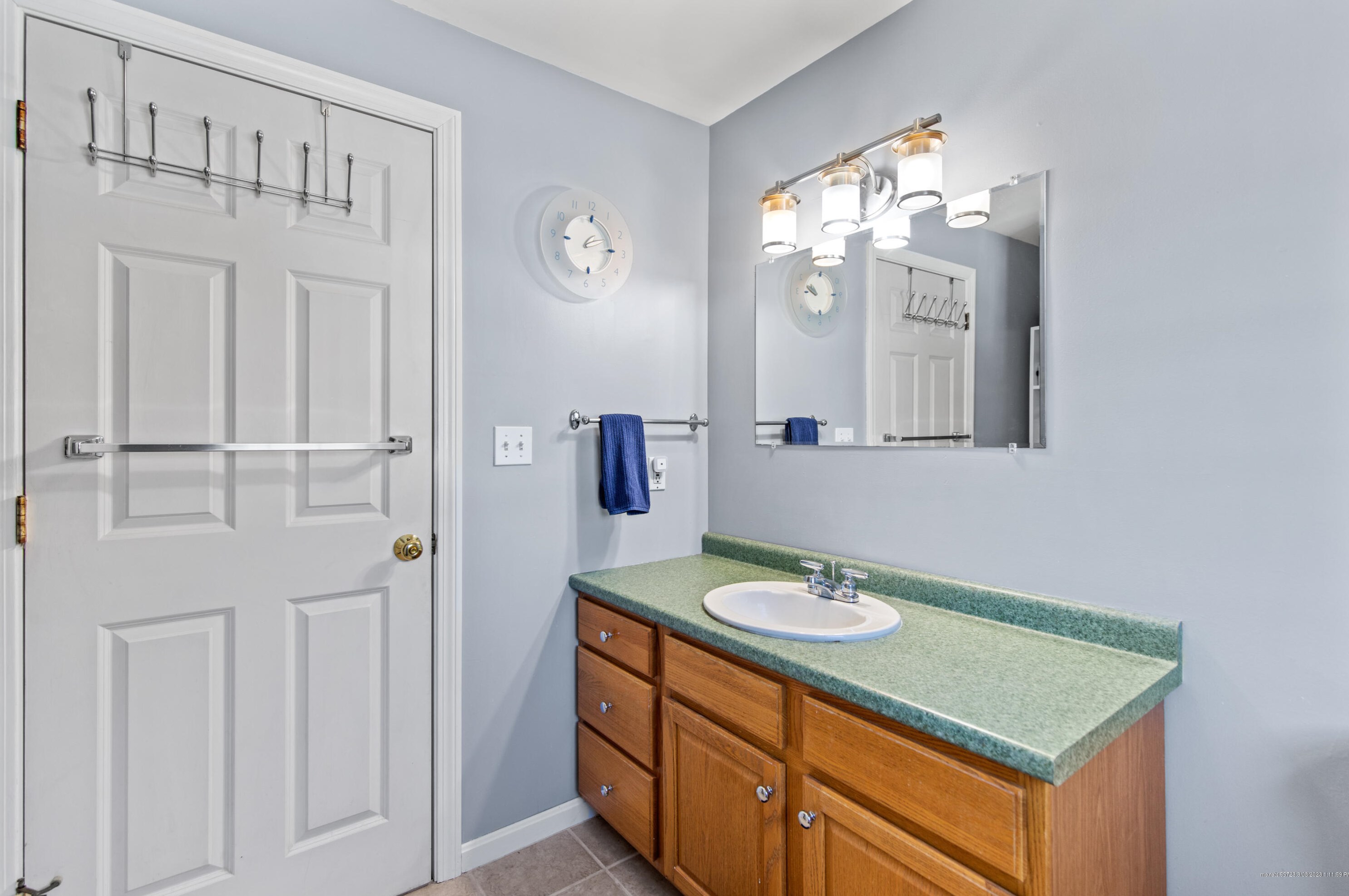 41 Water St, Gorham ME  04038-1021 exterior