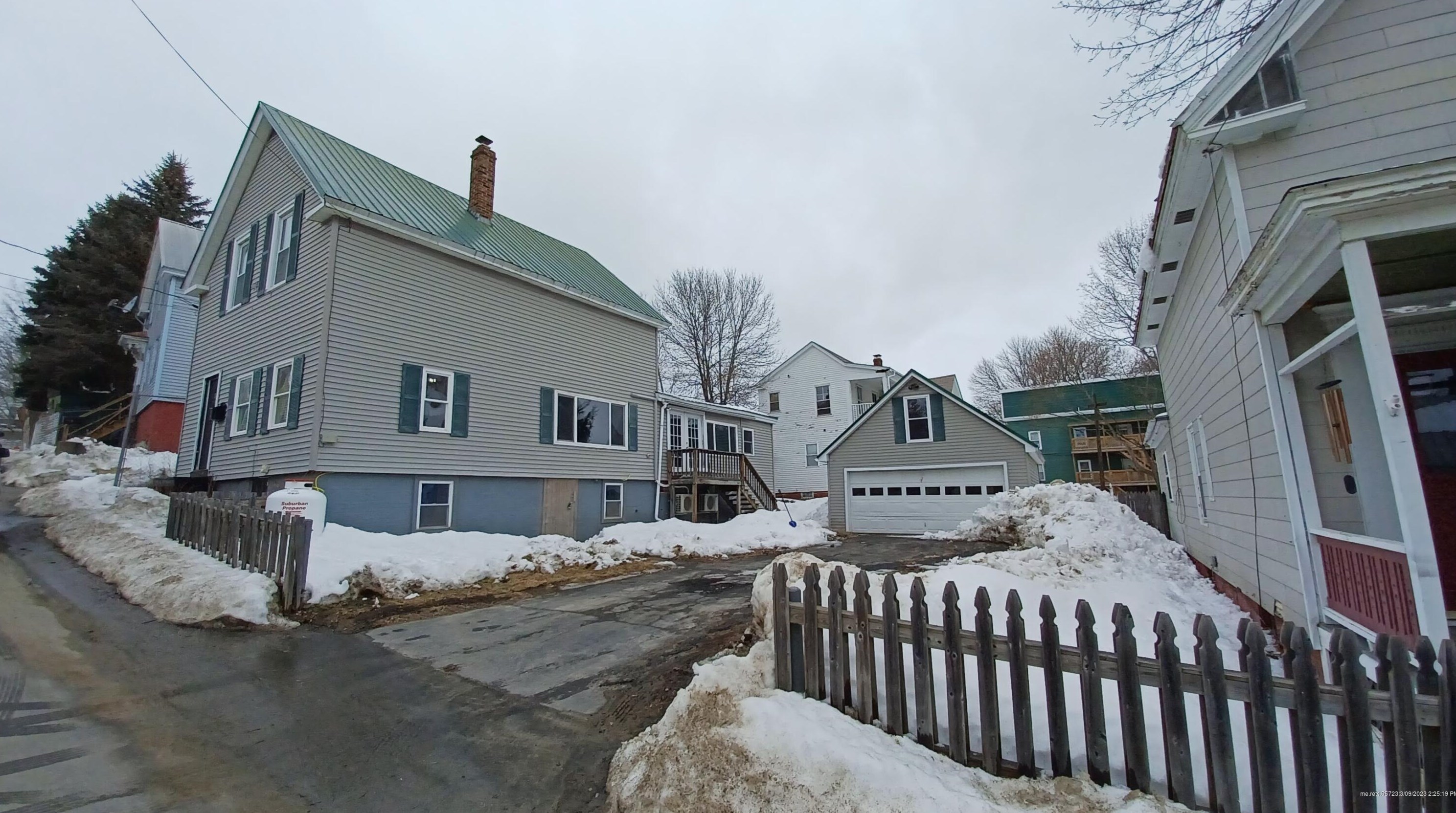 21 Gray St, Waterville, ME 04901