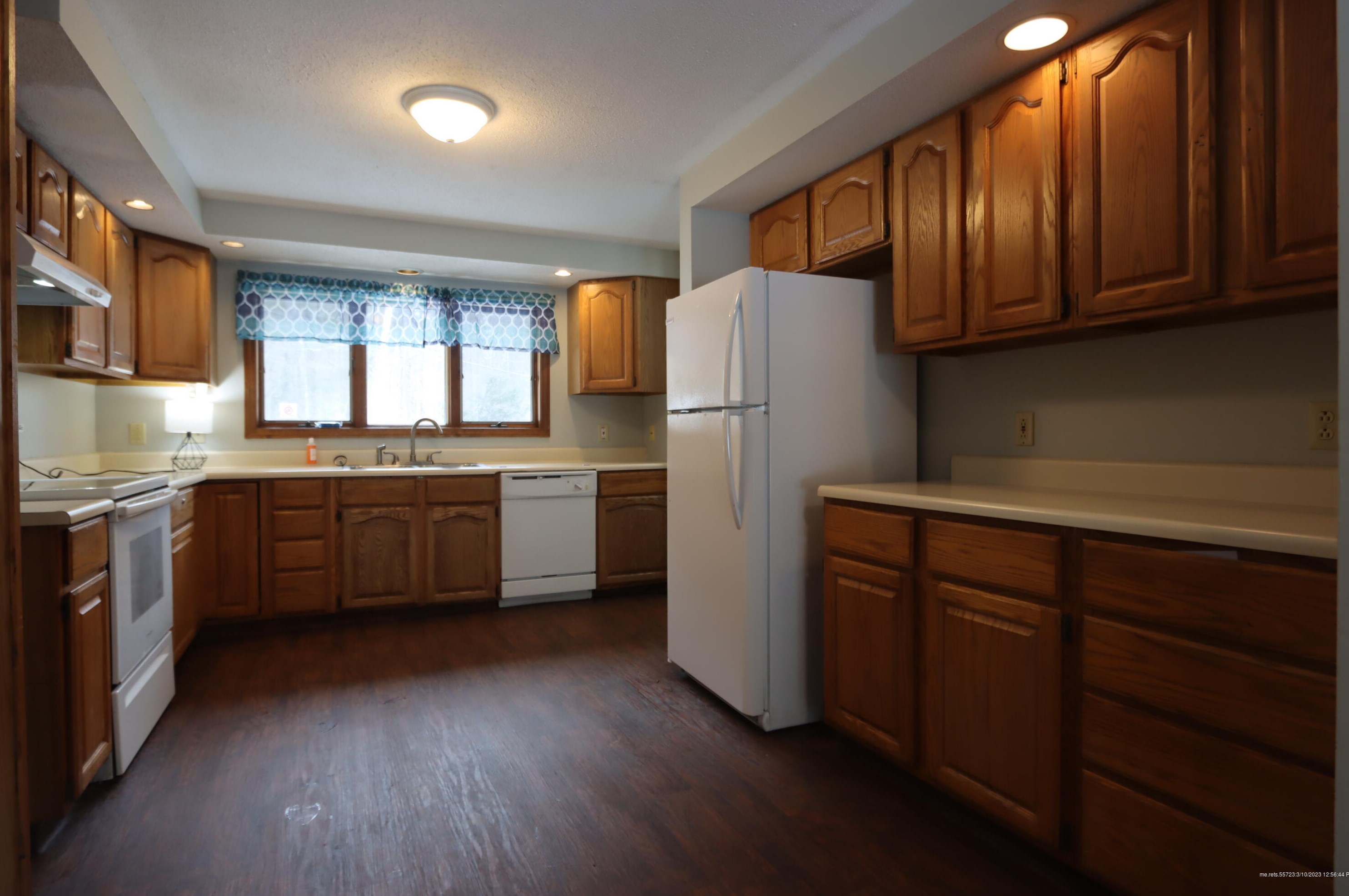 70 Huntington Hill Rd, Litchfield, ME 04350