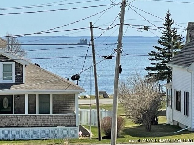 43 Fulton St, Rockland, ME 04841