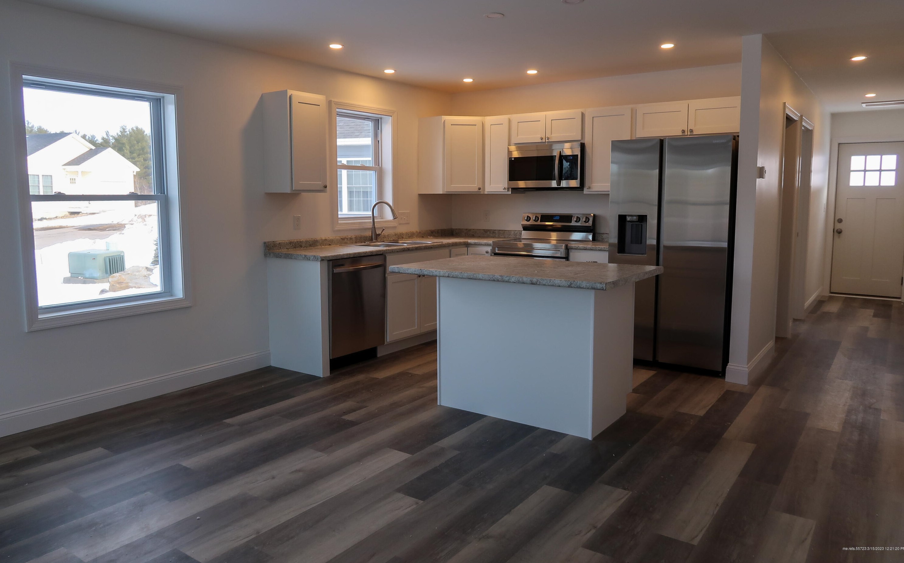 50 Village Cir, Augusta, ME 04330