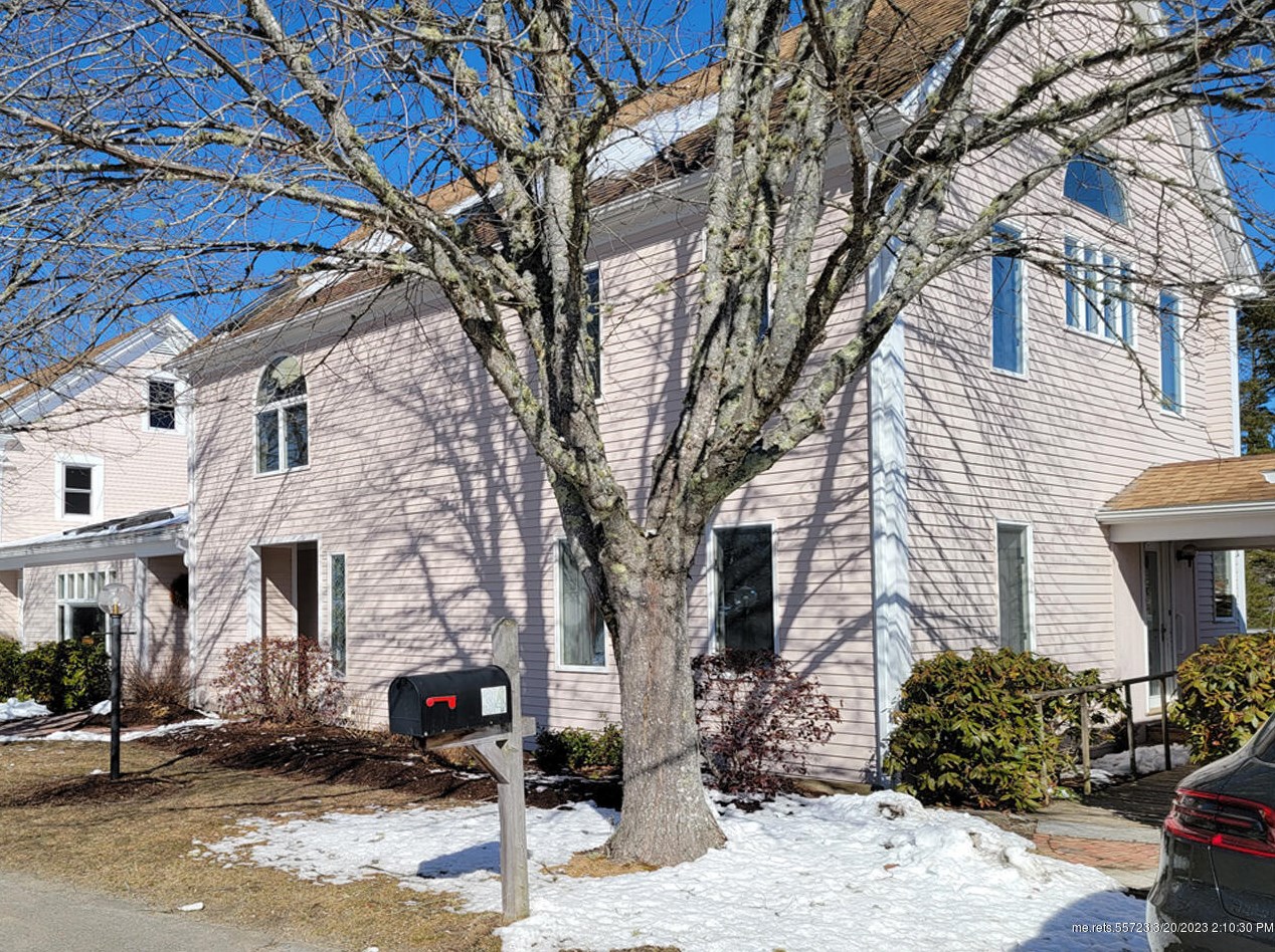 34 Lewis Point Rd, Damariscotta, ME 04543-4448