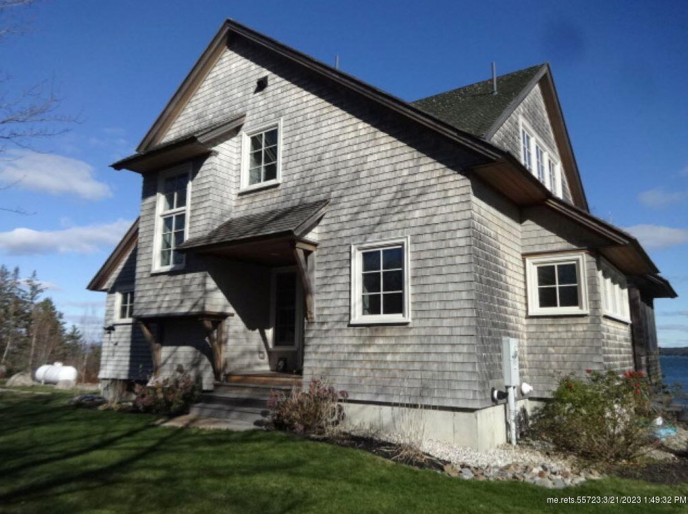 70 Atlantic Loop Rd, Minturn, ME 04685