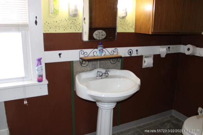 29 Wilson St, Starks ME  04911-3356 exterior