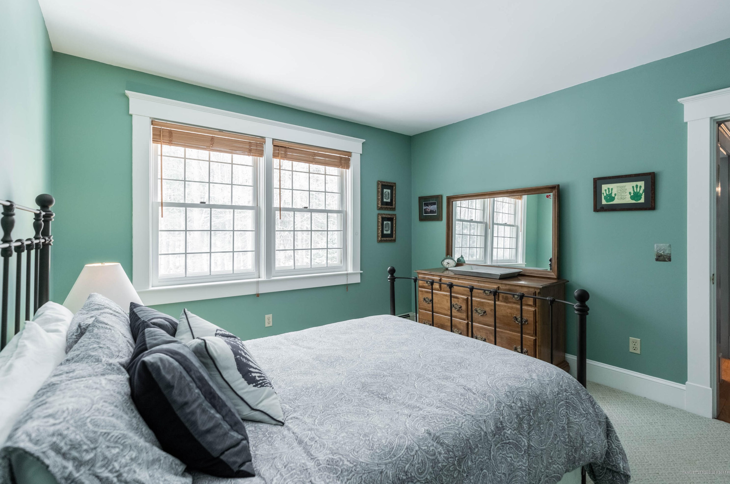 8 Flintlock Ln, Portland ME  04105-2536 exterior