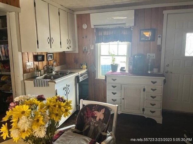 100 North St, Sebec ME  04426-1033 exterior