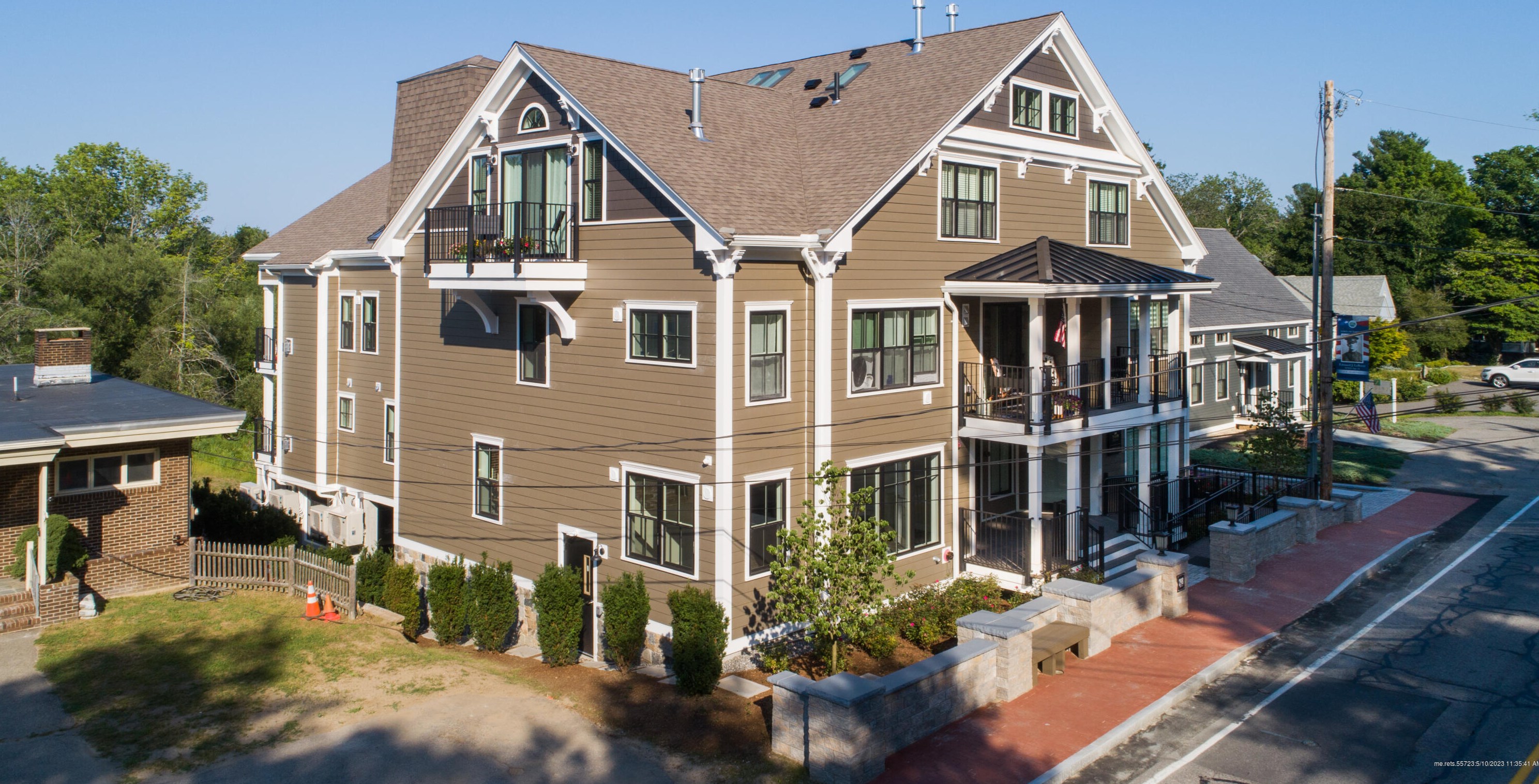 298 York St #11, York, ME 03909