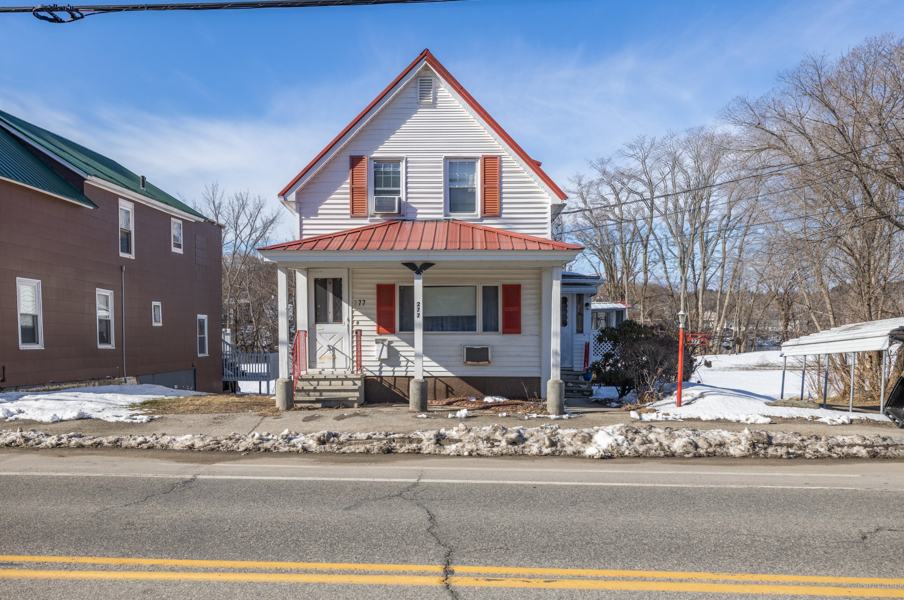 277 Lincoln St, Lewiston, ME 04240