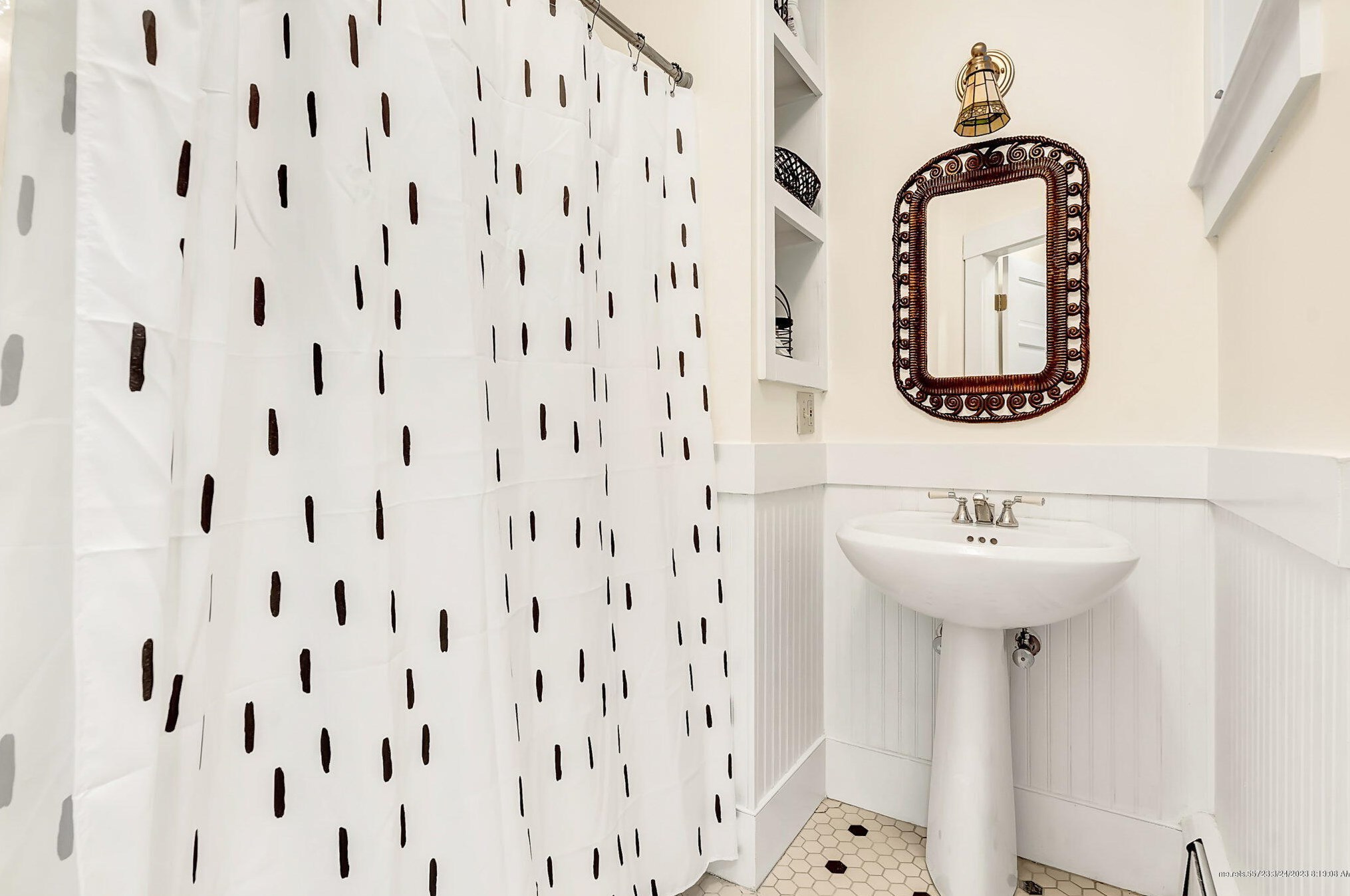 1 Overlook Dr, Gorham ME  04038-2556 exterior