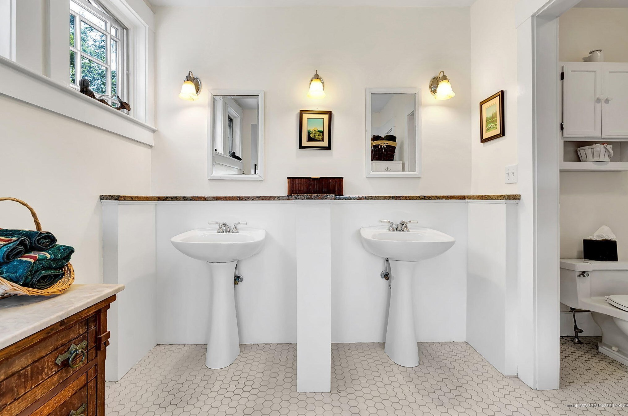 1 Overlook Dr, Gorham ME  04038-2556 exterior