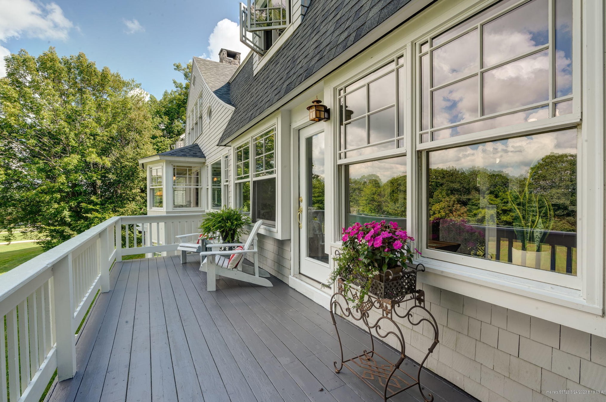 1 Overlook Dr, Gorham ME  04038-2556 exterior