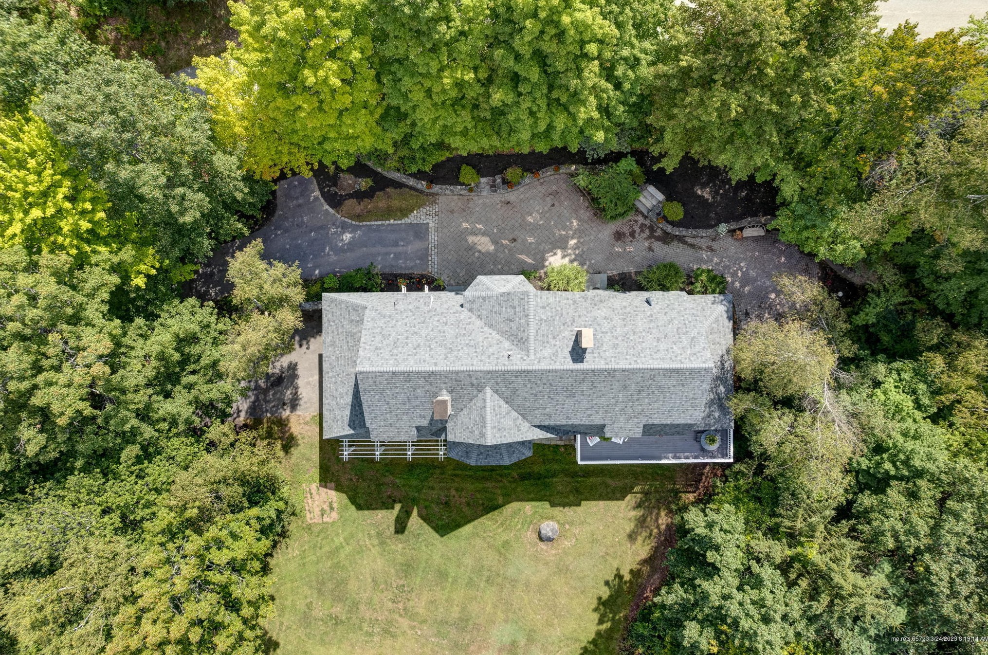 1 Overlook Dr, Gorham ME  04038-2556 exterior