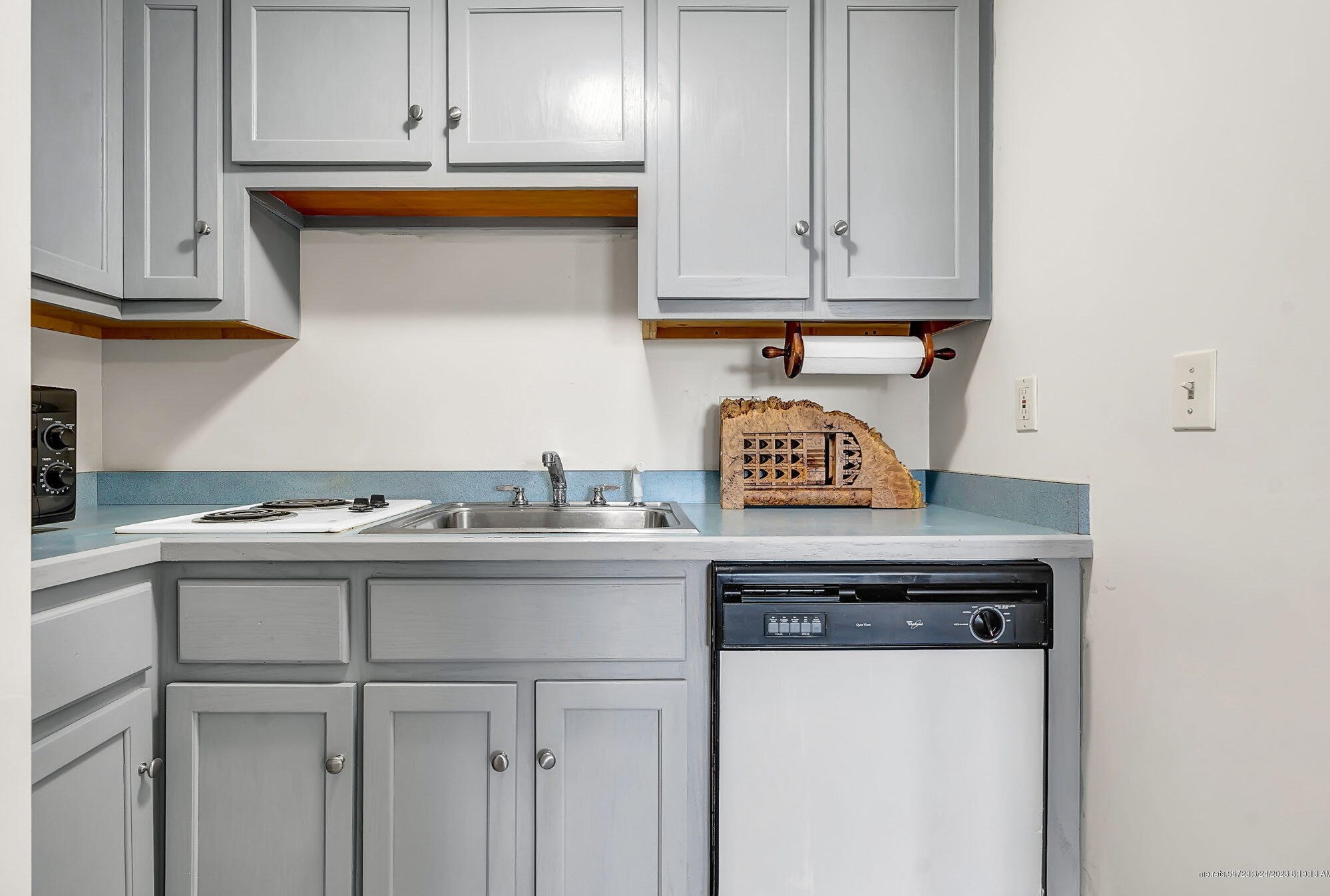 1 Overlook Dr, Gorham ME  04038-2556 exterior