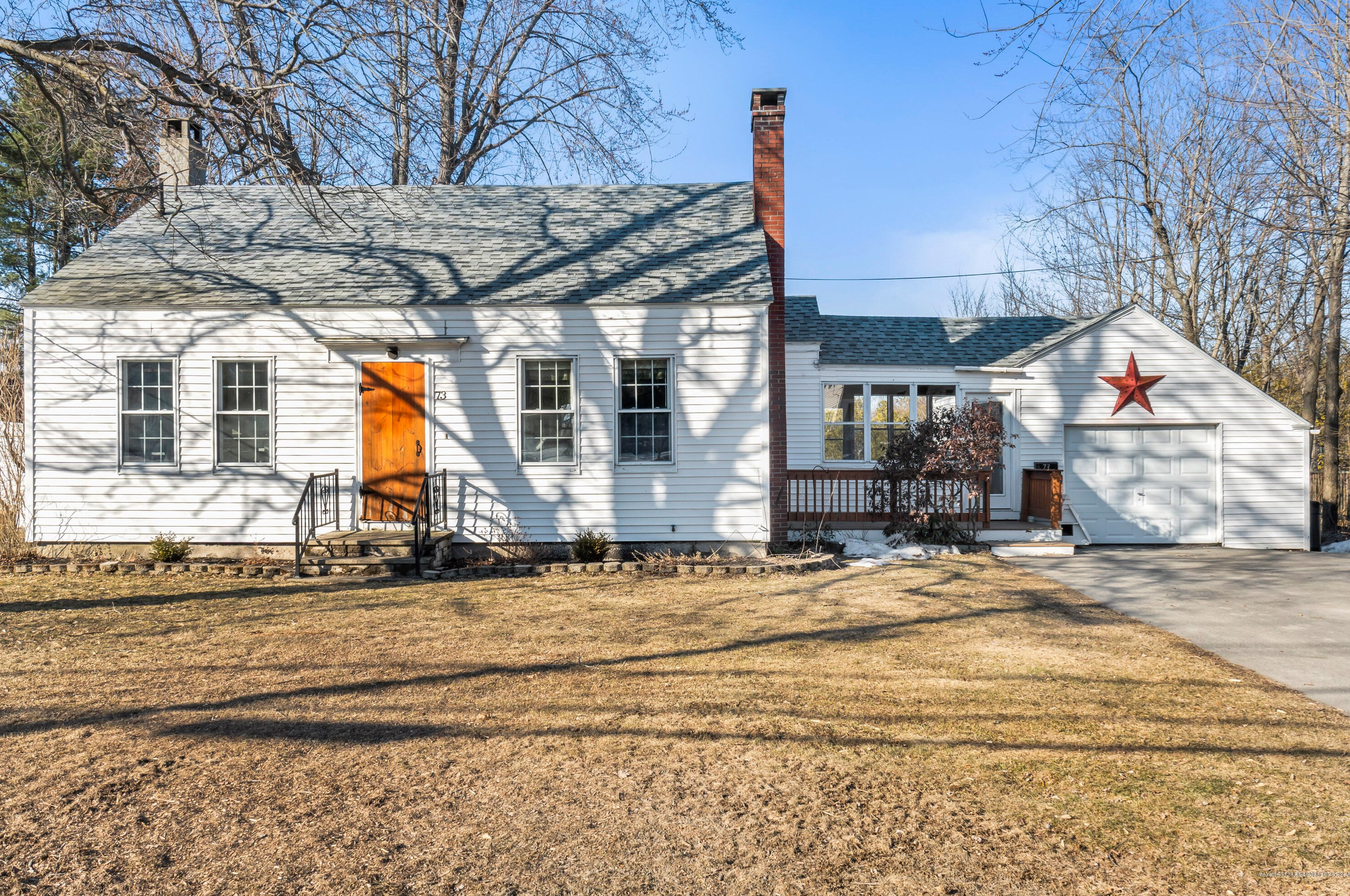 73 Old Winthrop Rd, Augusta, ME 04330