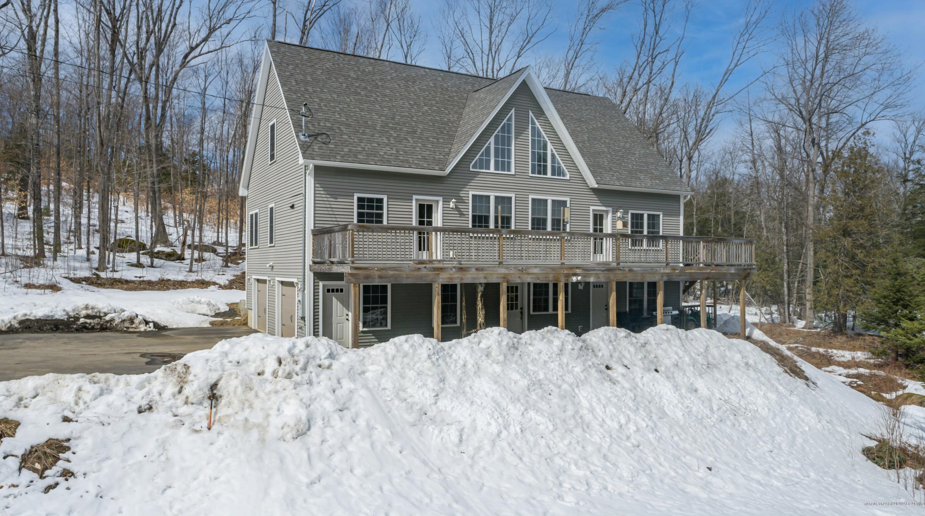 41 Southview Dr, Carmel, ME 04419