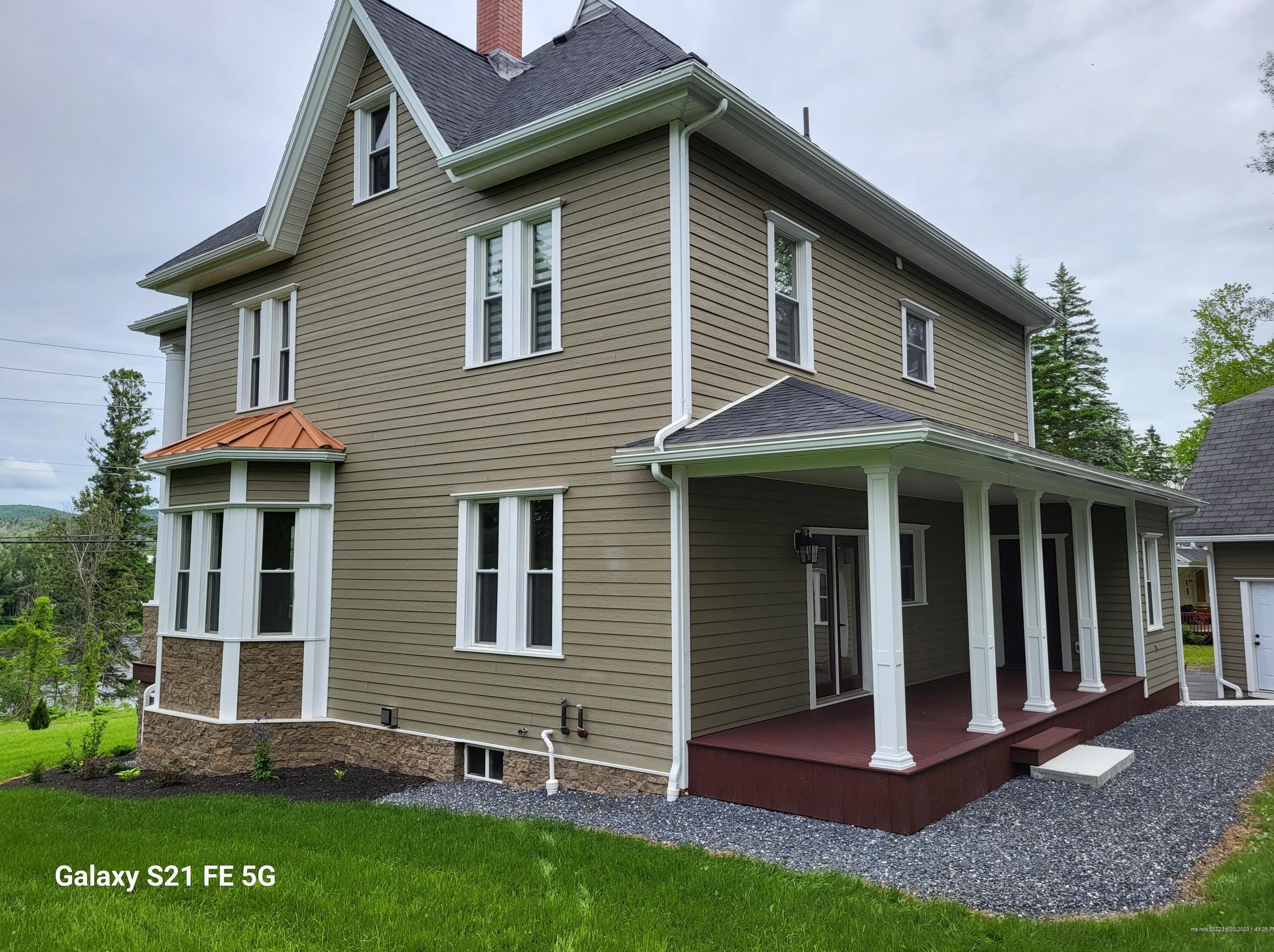 458 Main St, Fort Kent ME  04743-1016 exterior