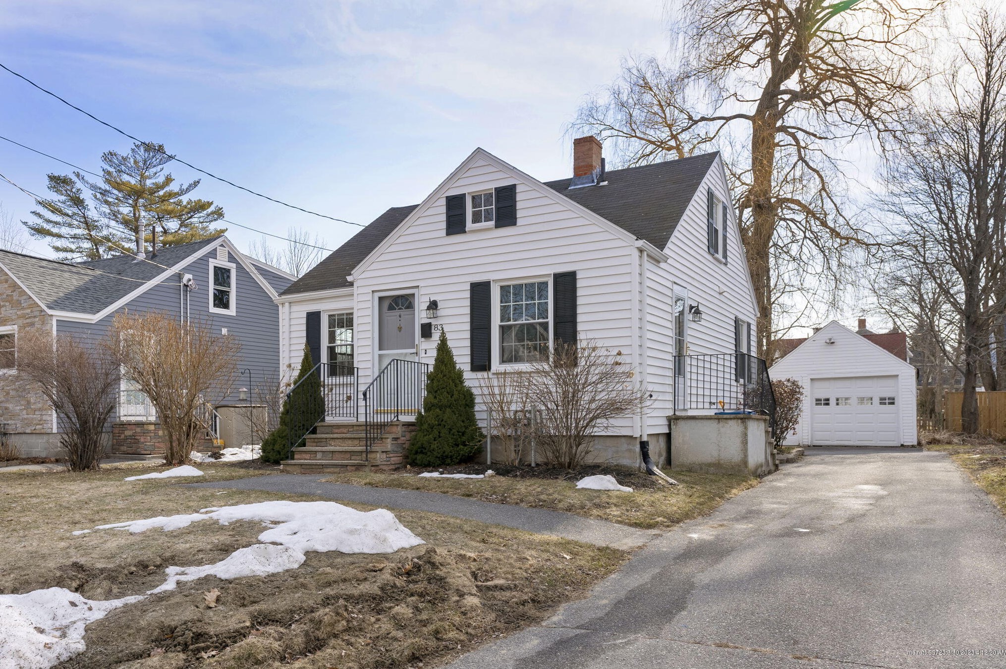 83 Edgeworth Ave, Portland, ME 04103-2412