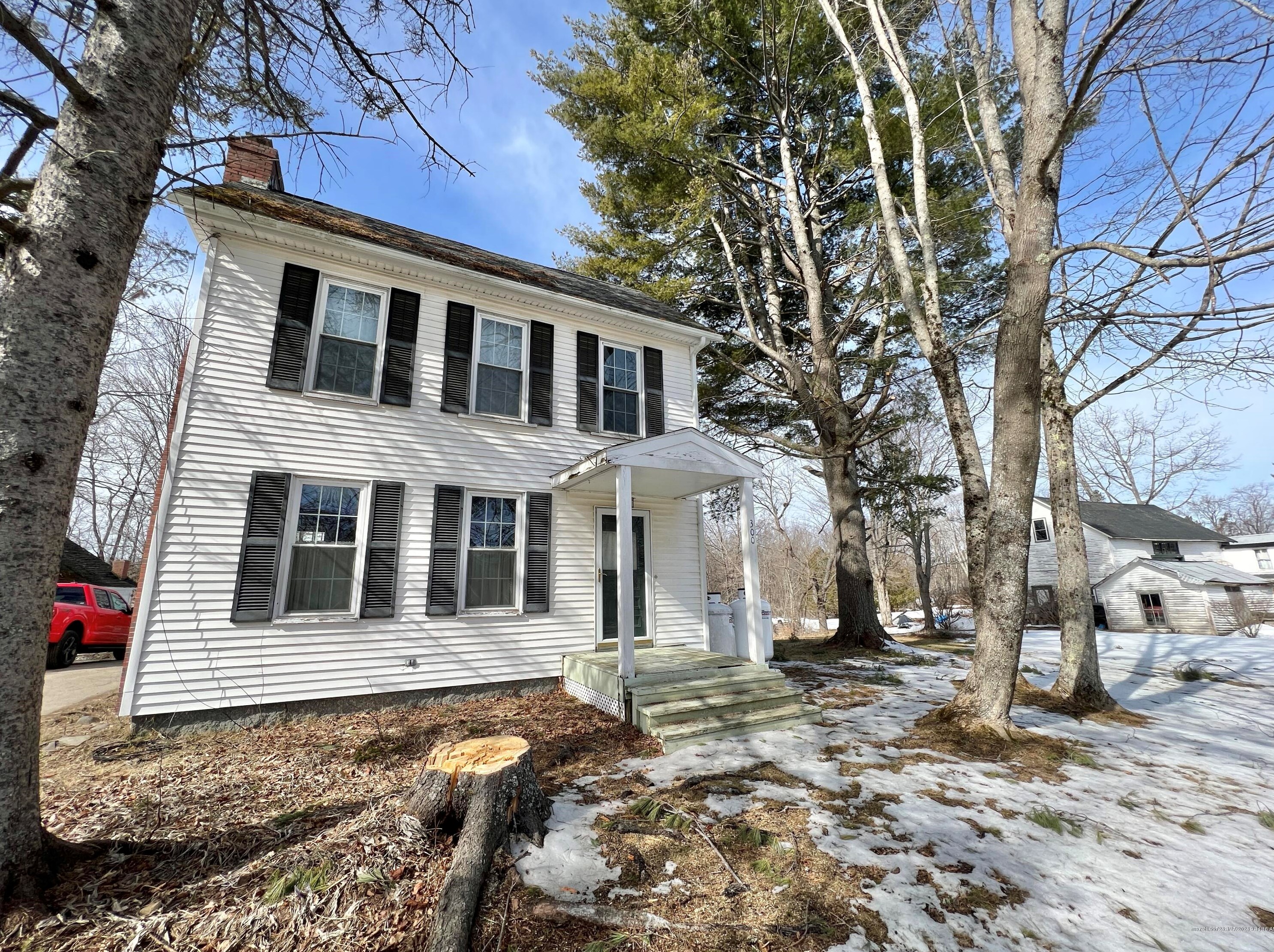300 Bennoch Rd, Old Town, ME 04468