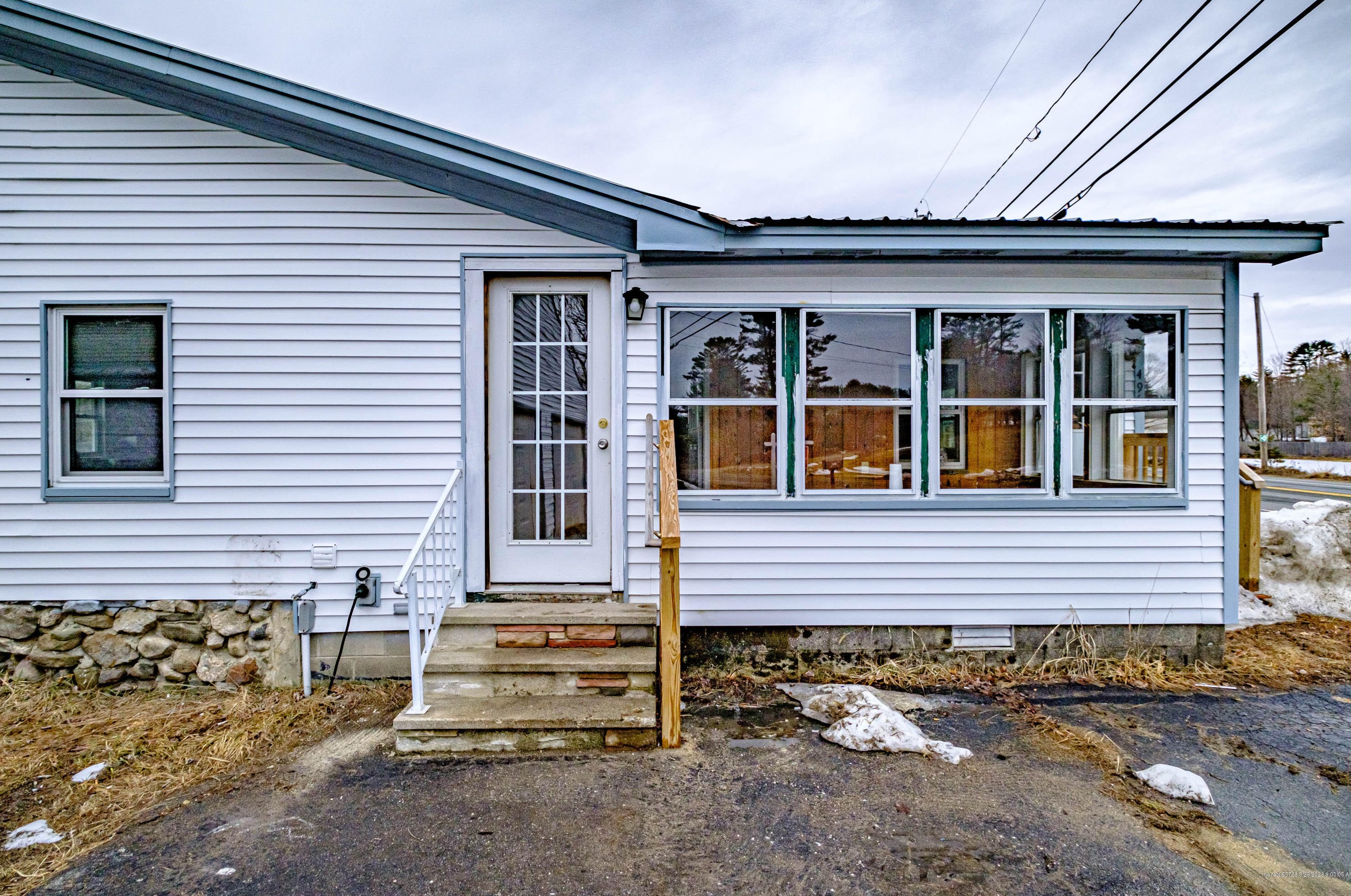 496 Ossipee Trail, Porter, ME 04068