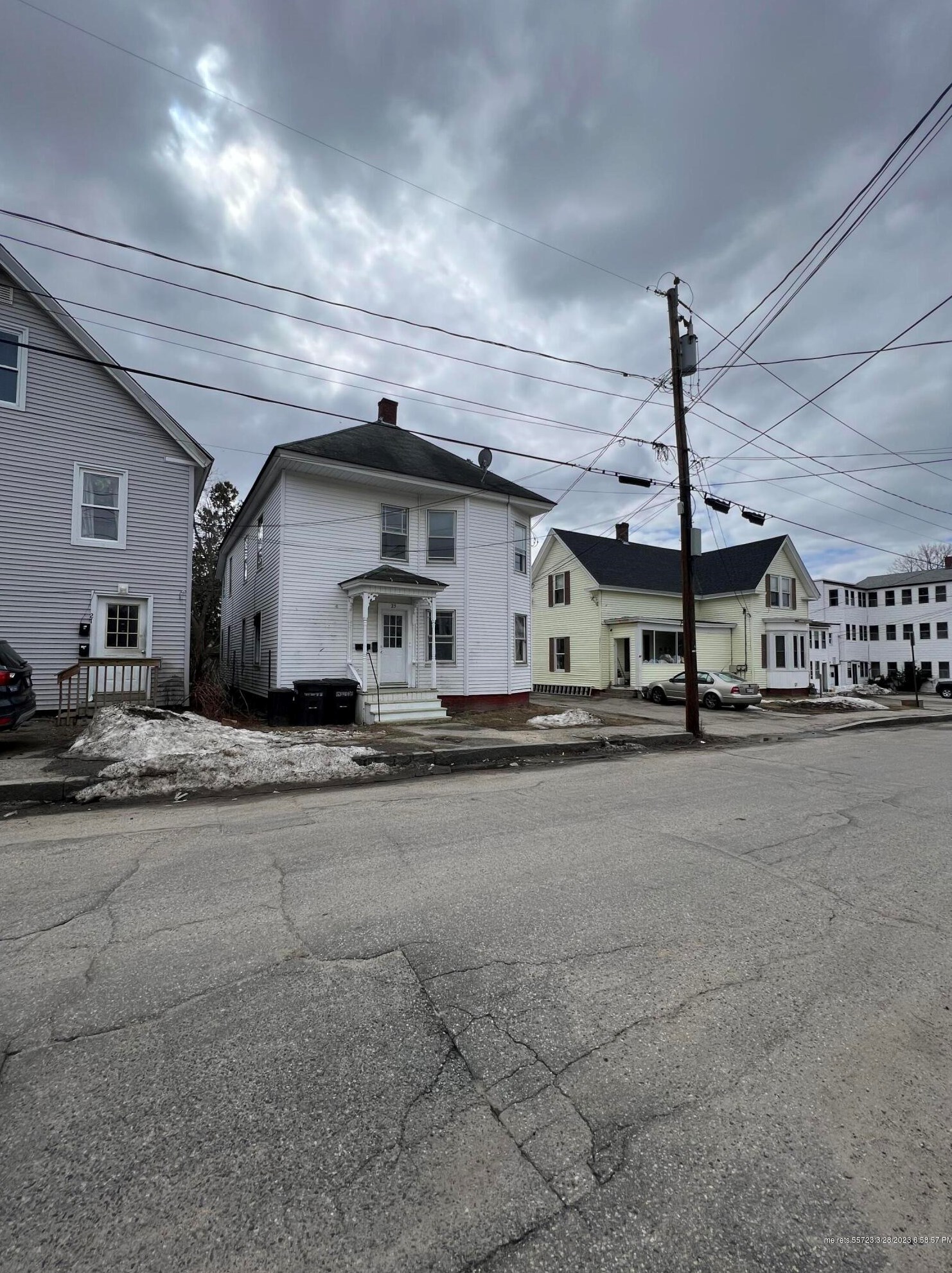 25 Elm St, Lewiston, ME 04240
