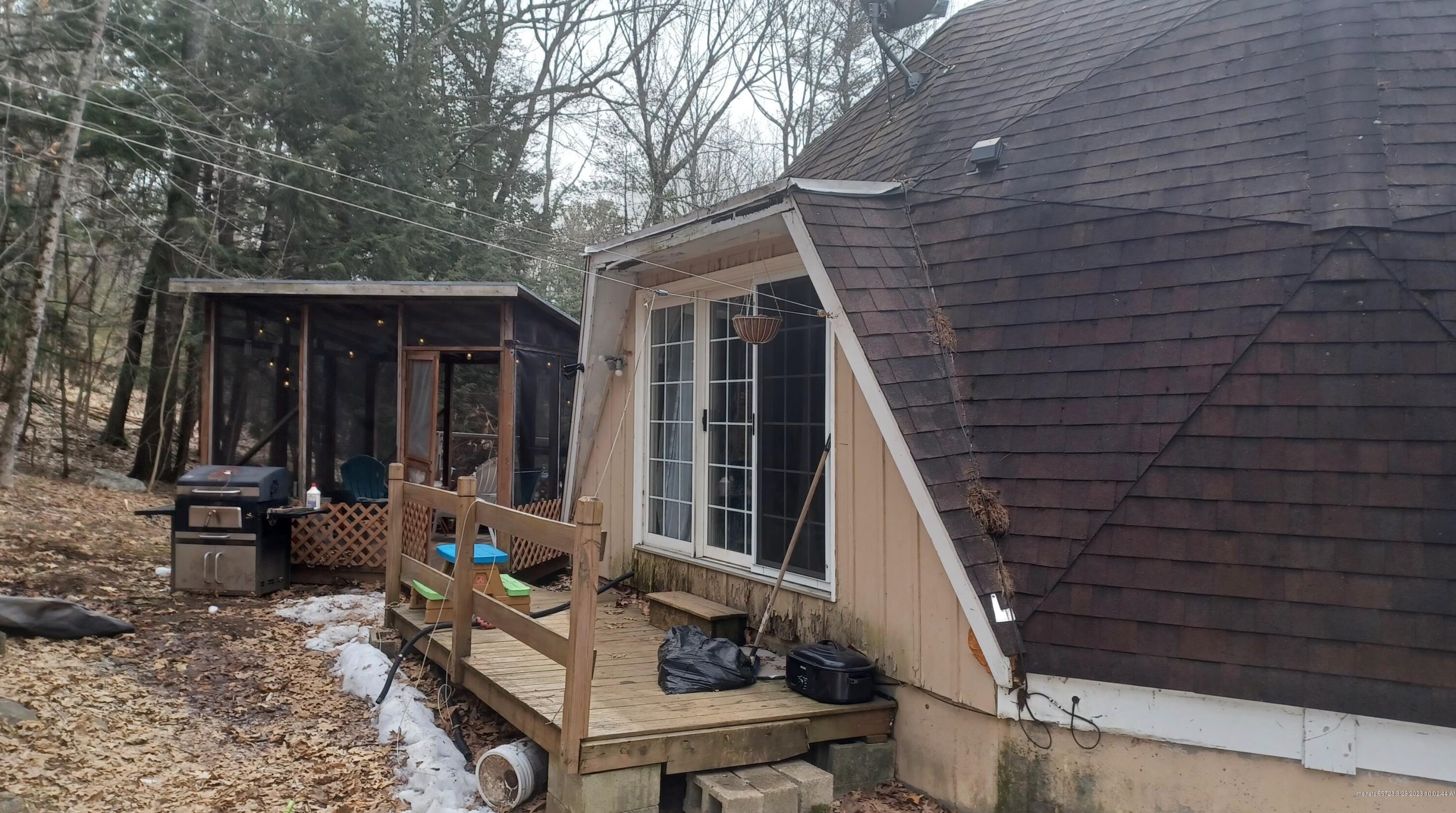 169 Falmouth Rd, Windham ME  04062-4536 exterior