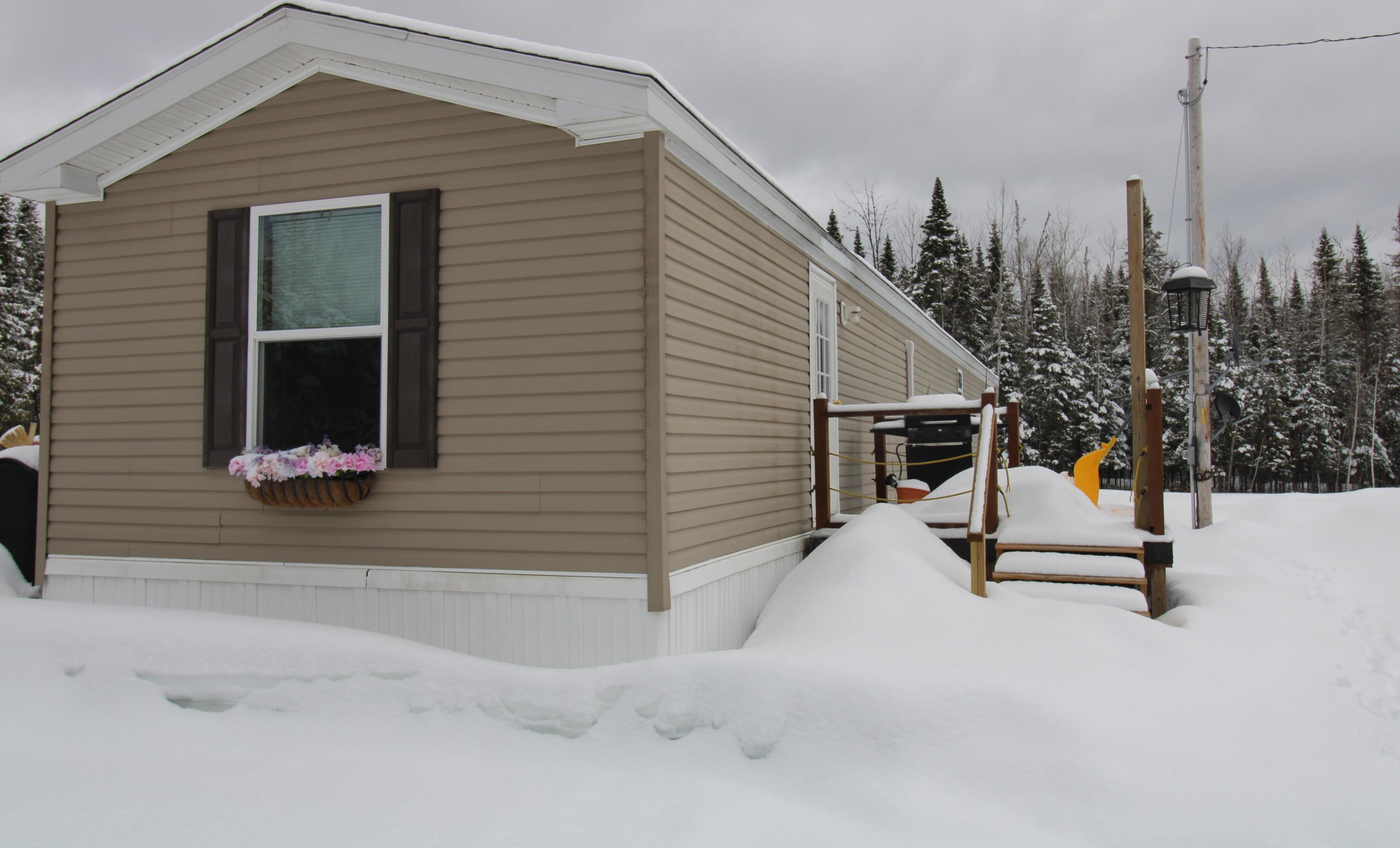 817 Wrightville Rd, Ashland, ME 04732