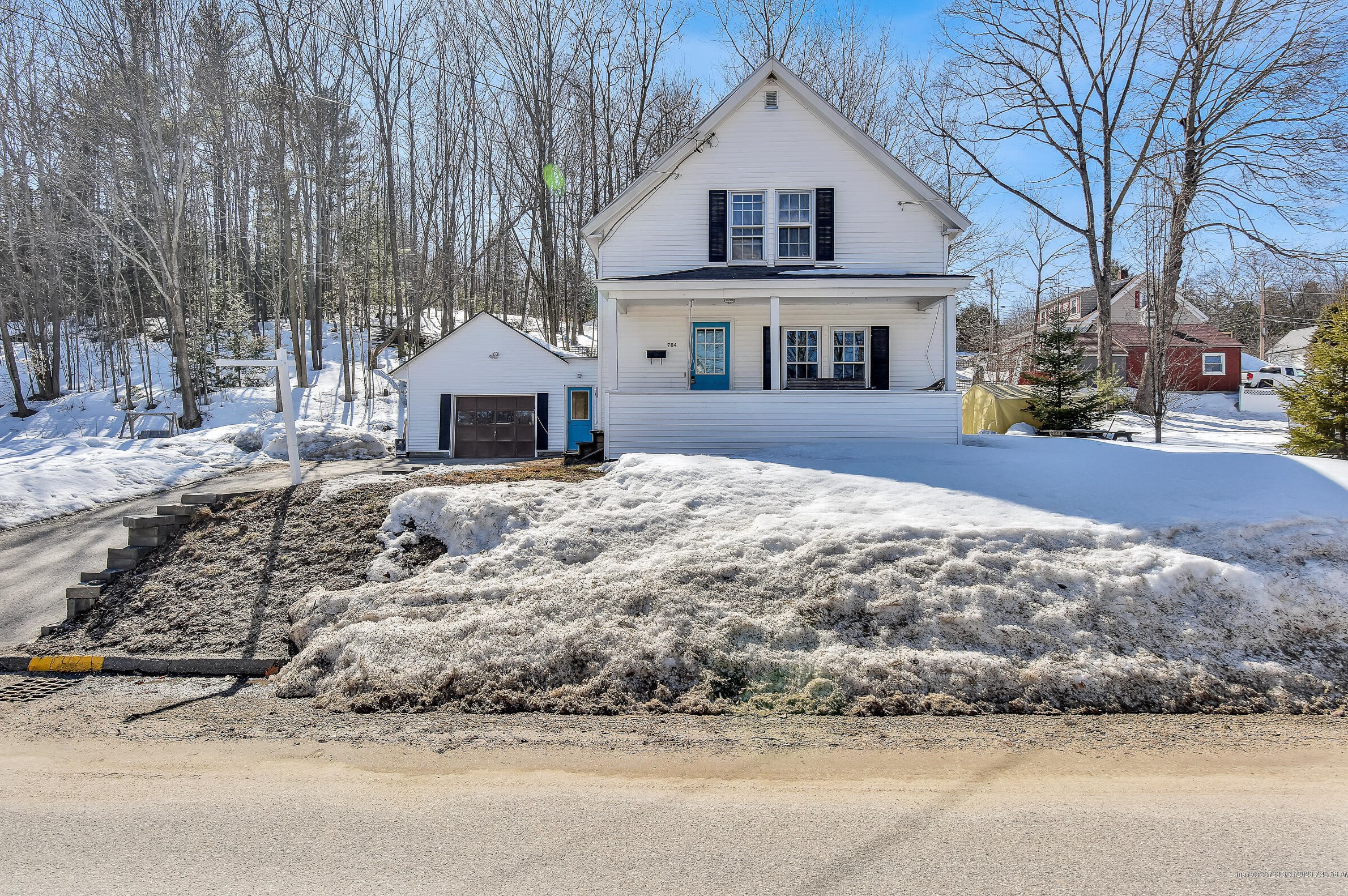 704 Spring Ave, Rumford, ME 04276