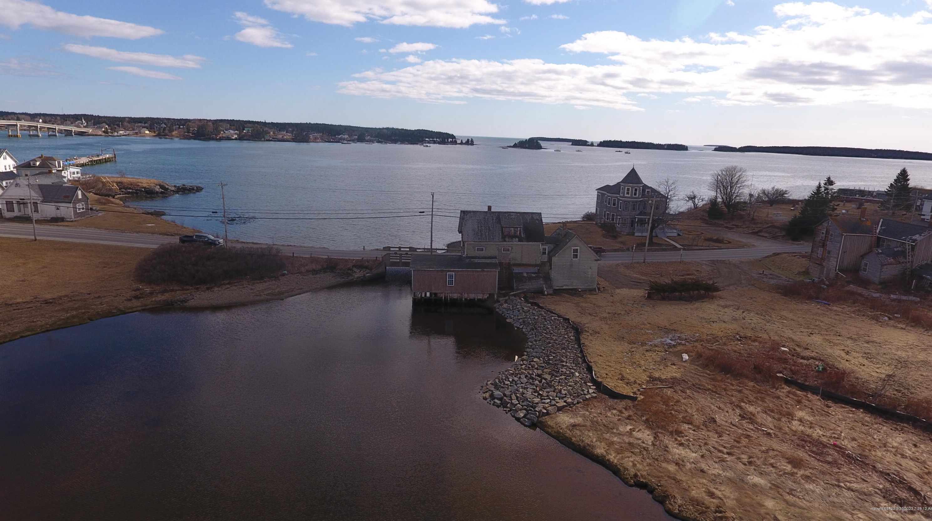 14 Main St, Jonesport, ME 04649