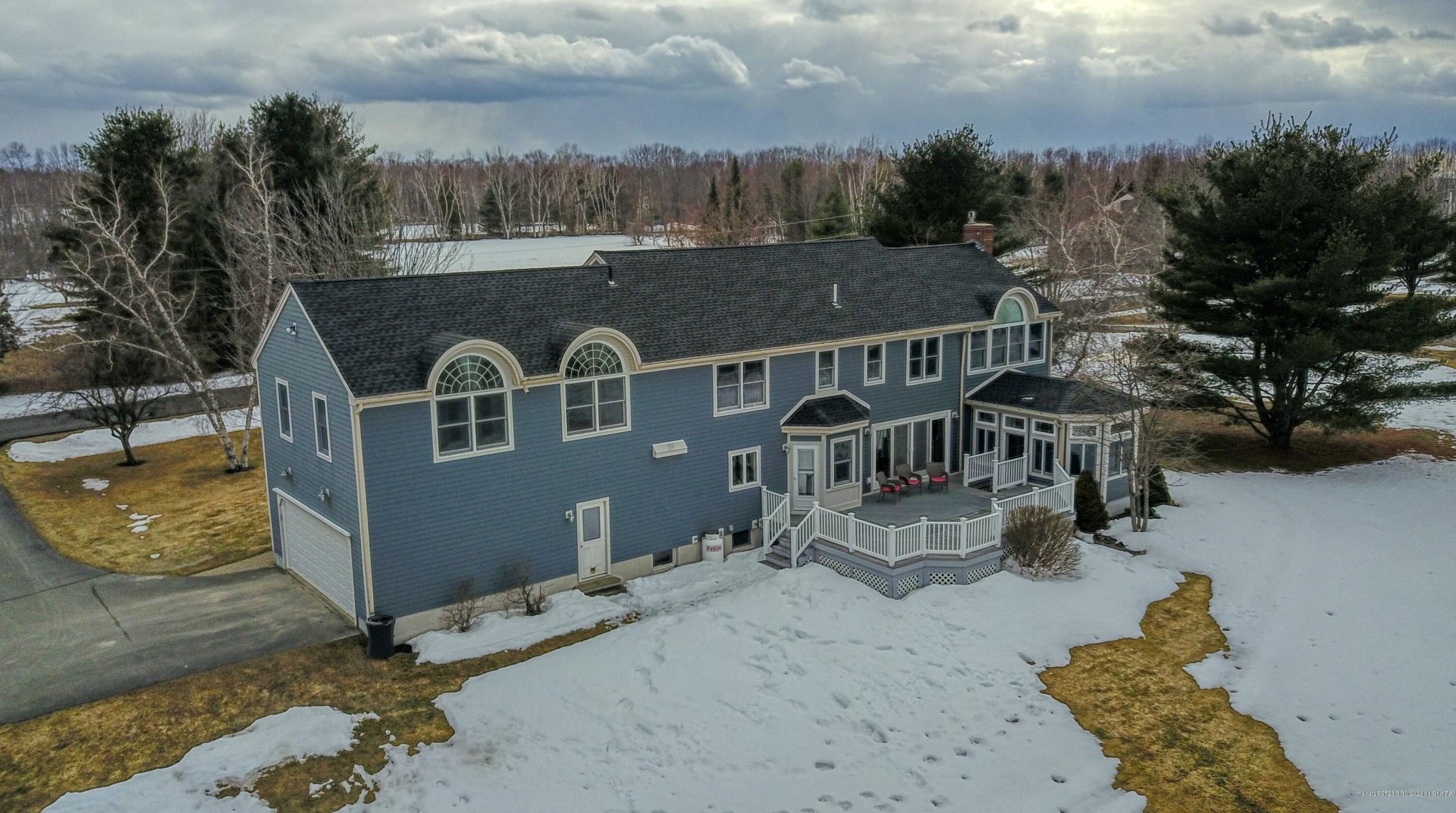 96 Lake Ridge Dr, Augusta, ME 04330