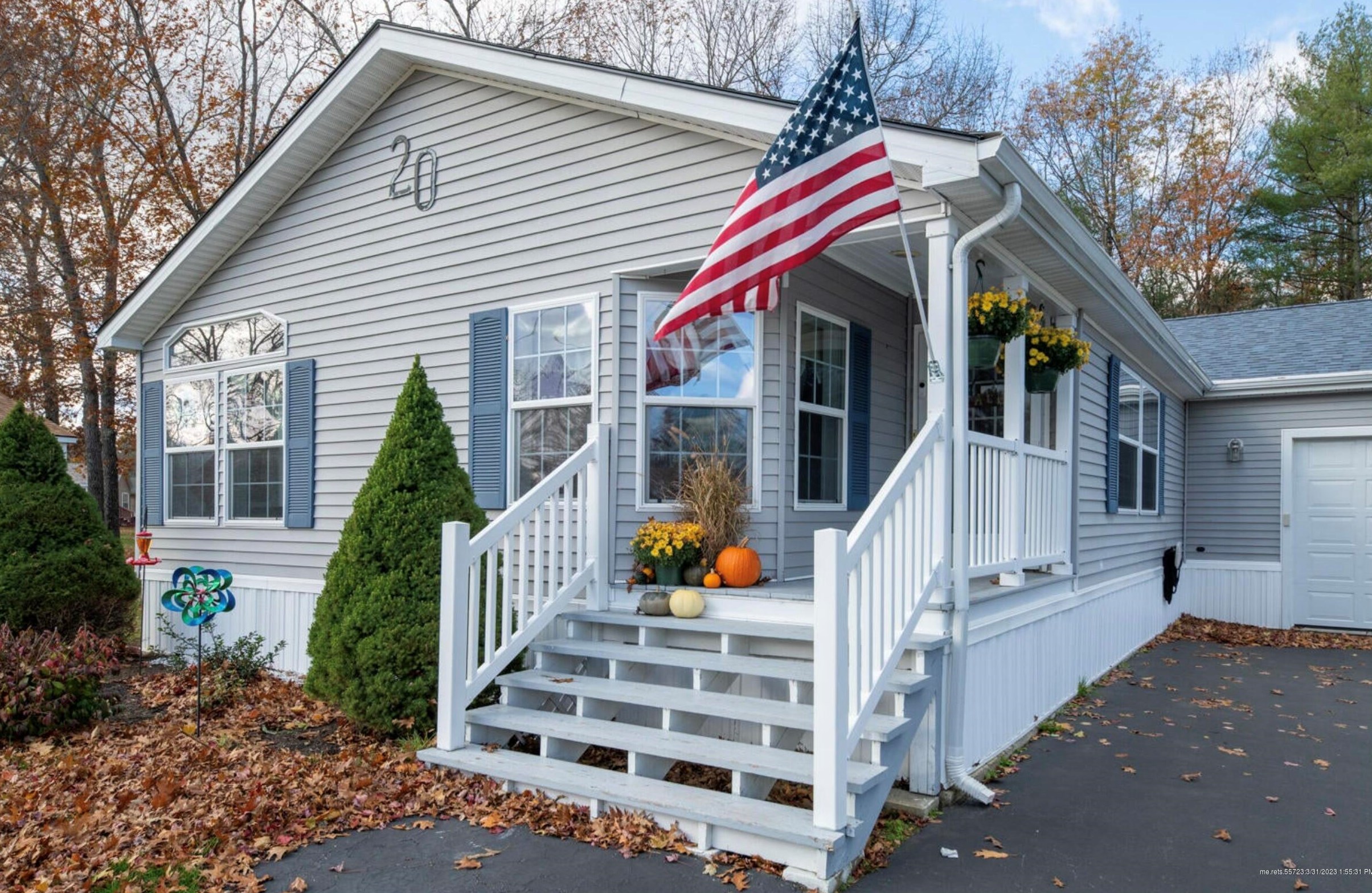 20 Candlewood Dr, Lyman, ME 04002