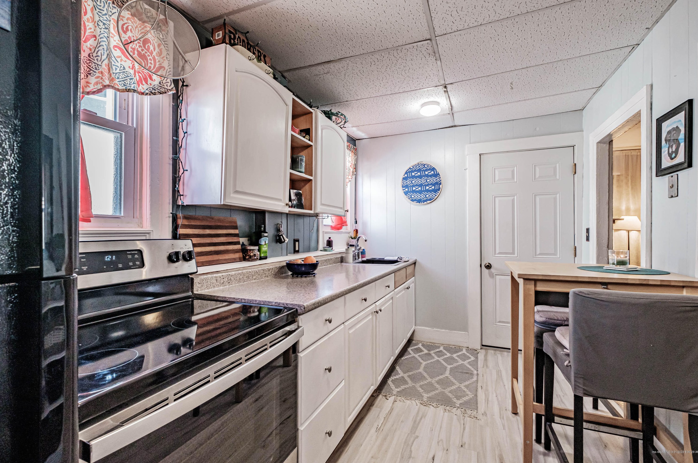 38 Pleasant St, Saco ME 04072-2739 exterior