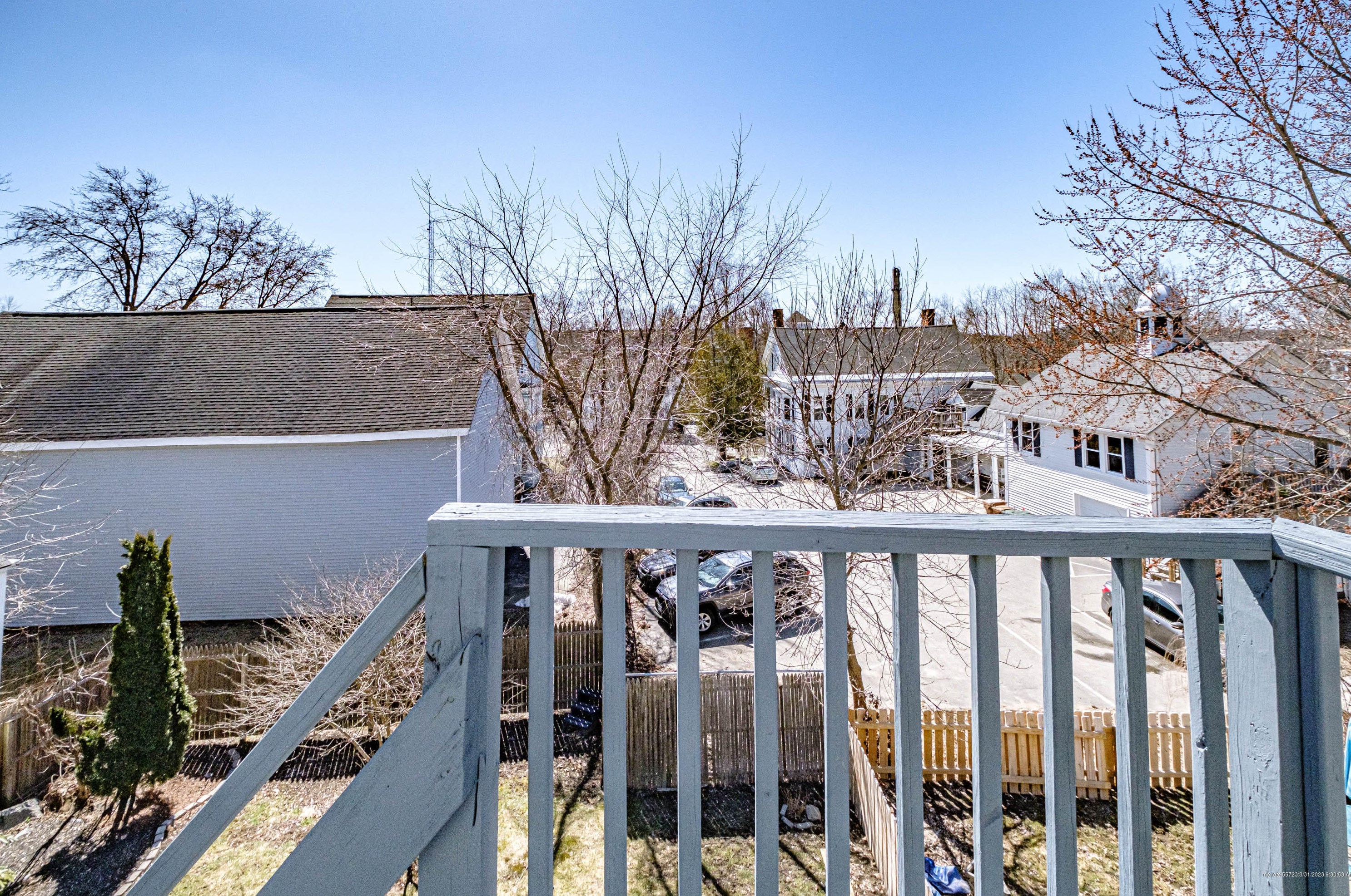 38 Pleasant St, Saco ME 04072-2739 exterior