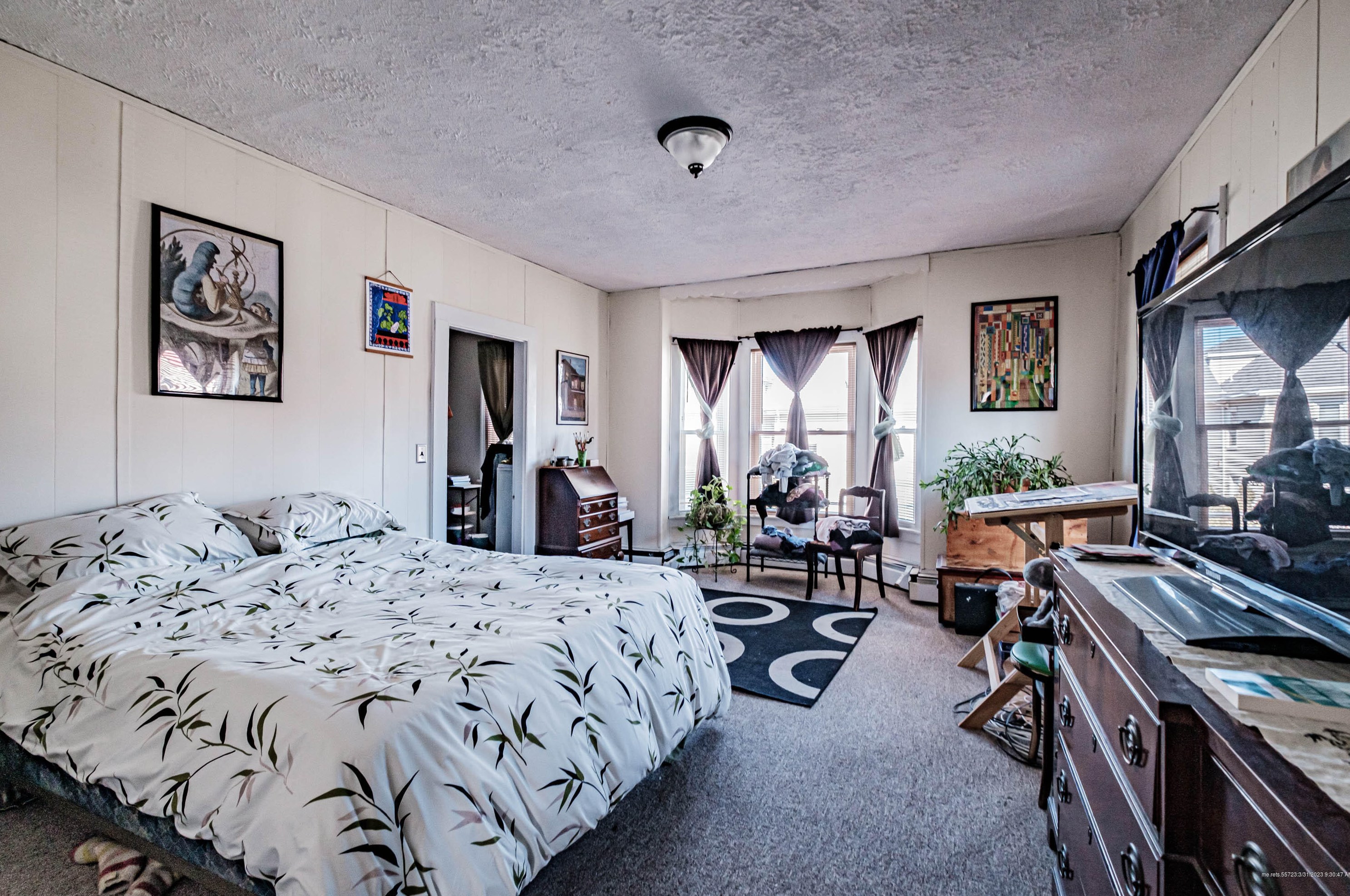 38 Pleasant St, Saco ME 04072-2739 exterior